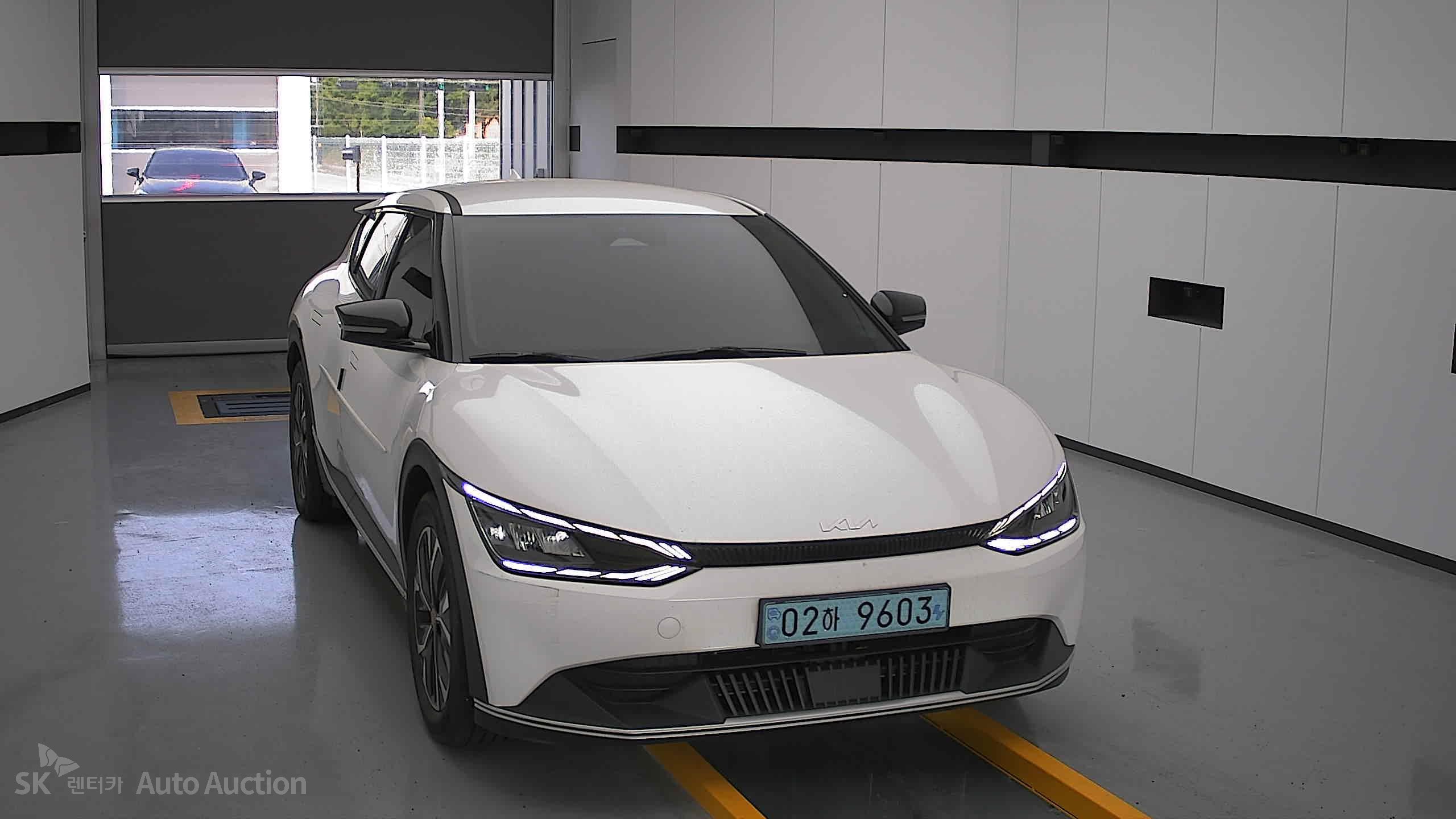 2022 - kia ev6