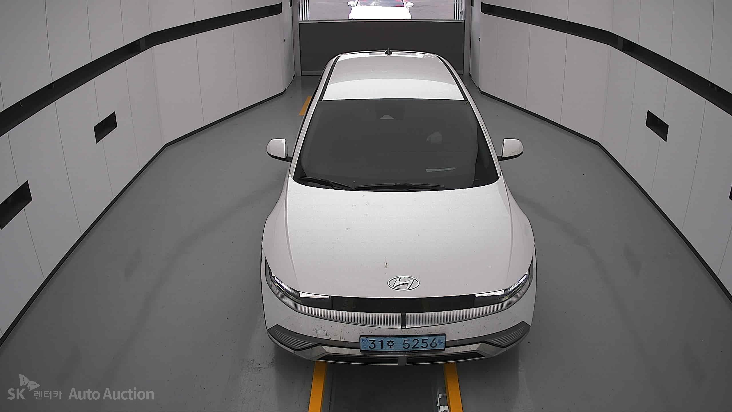 2022 - hyundai ioniq