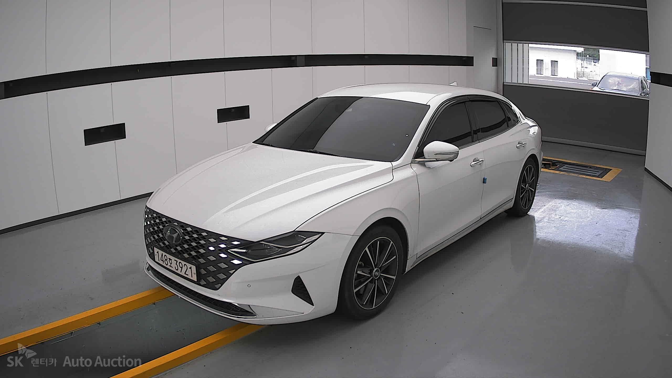 2022 - hyundai grandeur