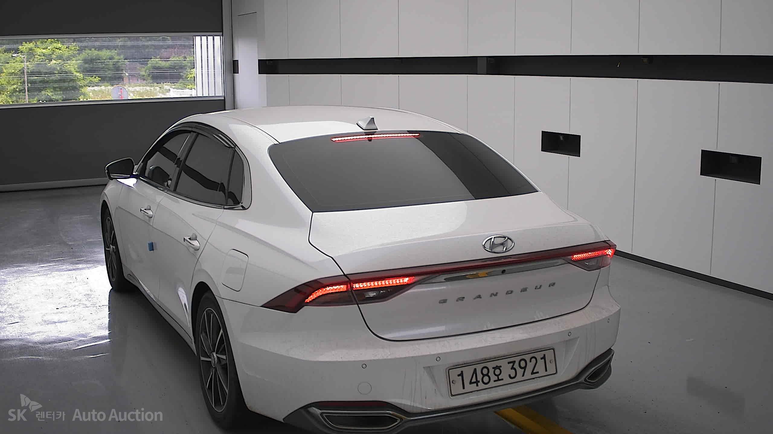 2022 - hyundai grandeur