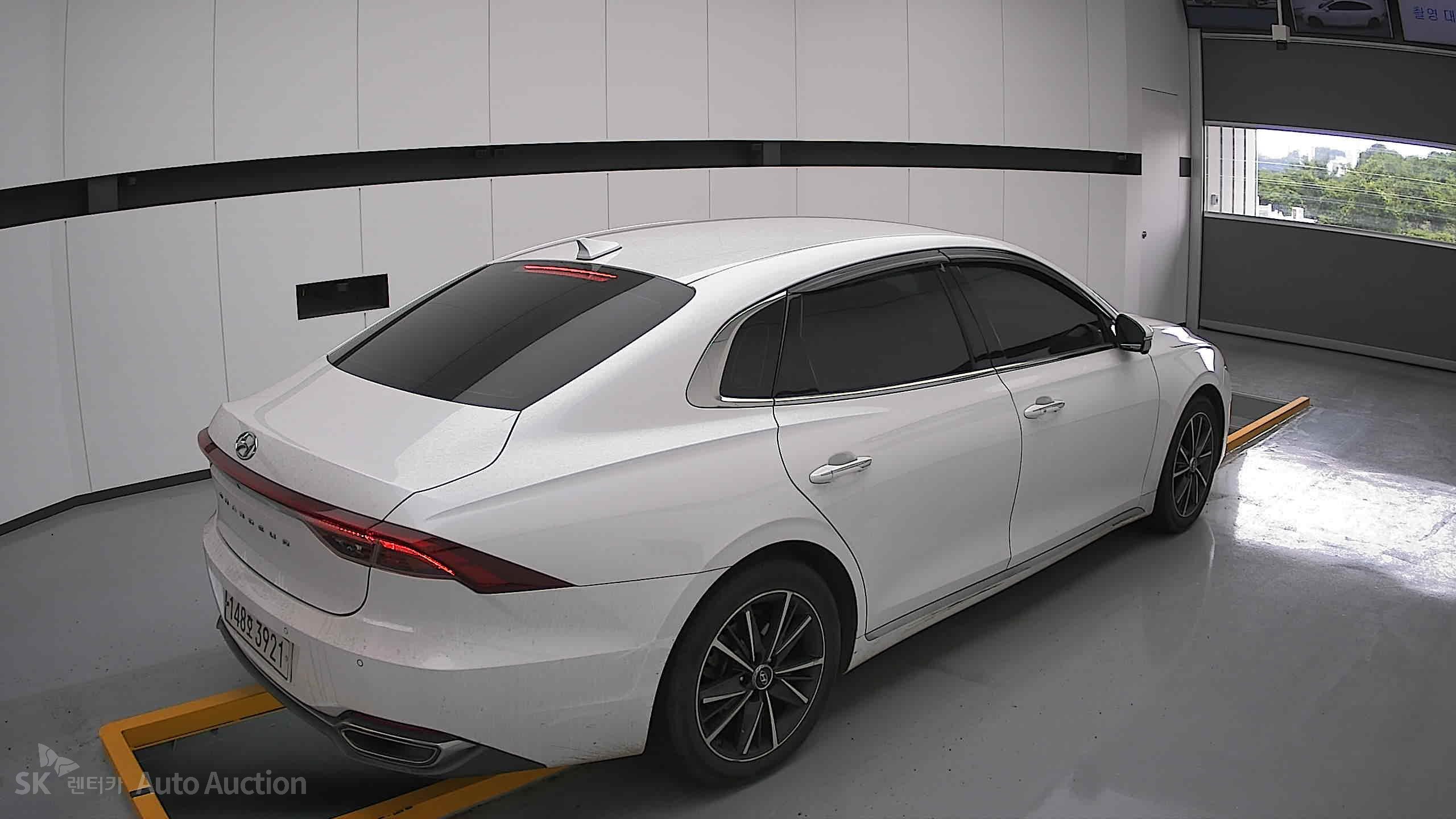 2022 - hyundai grandeur