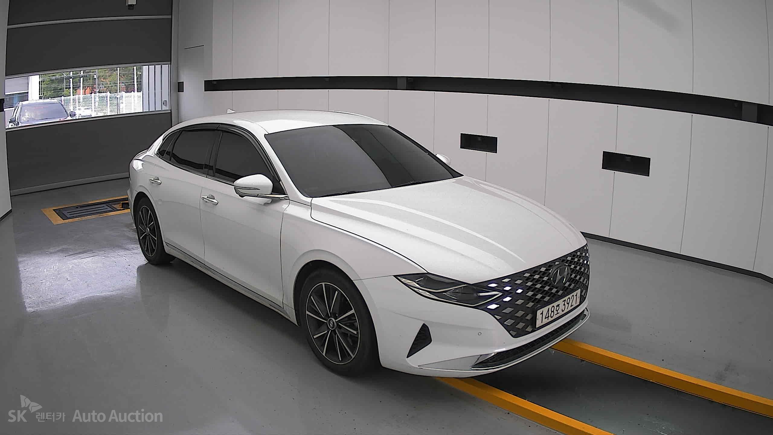 2022 - hyundai grandeur