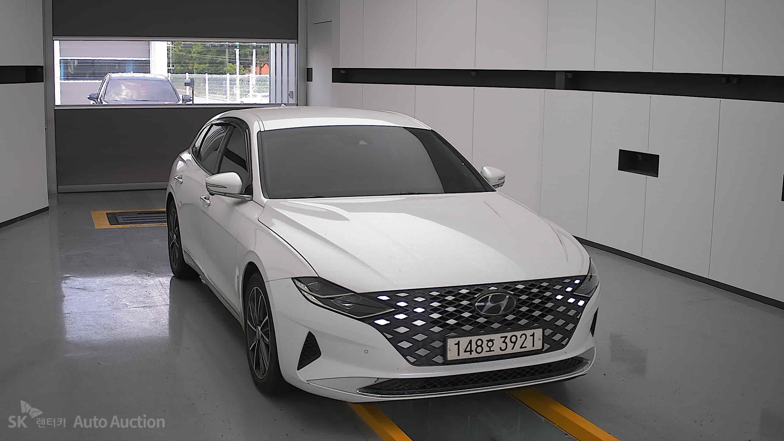 2022 - hyundai grandeur