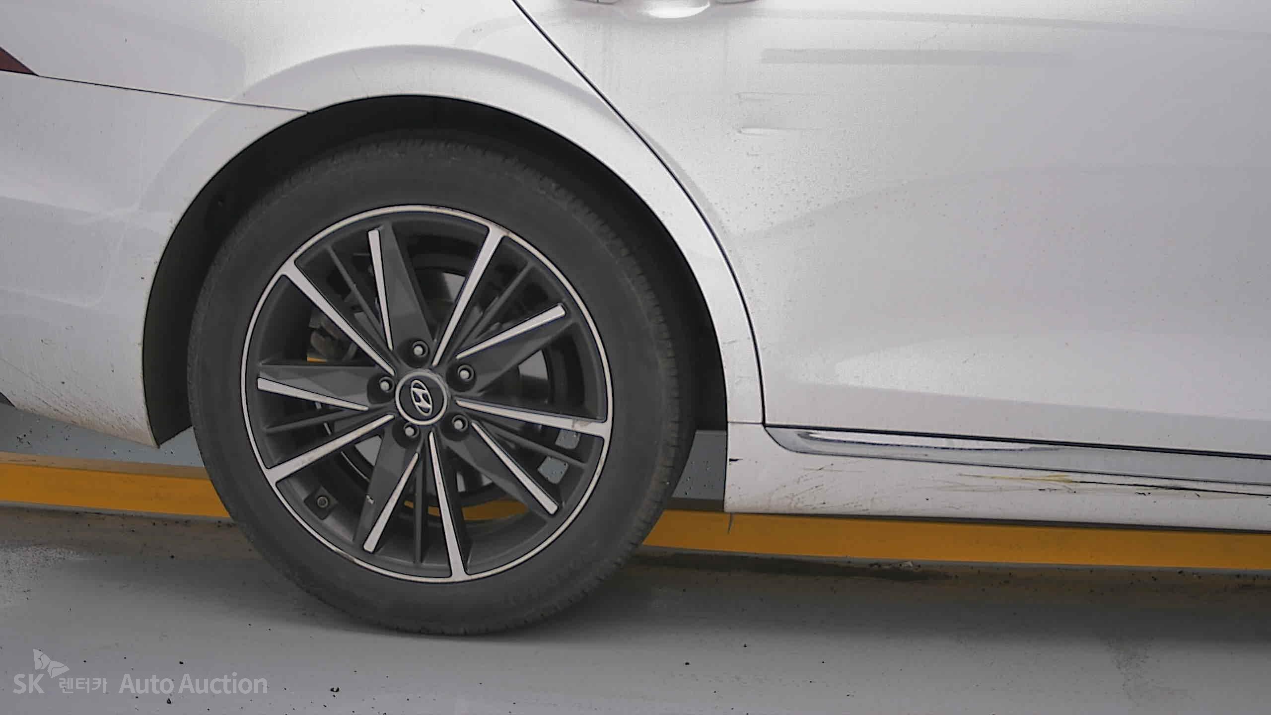 2022 - hyundai grandeur