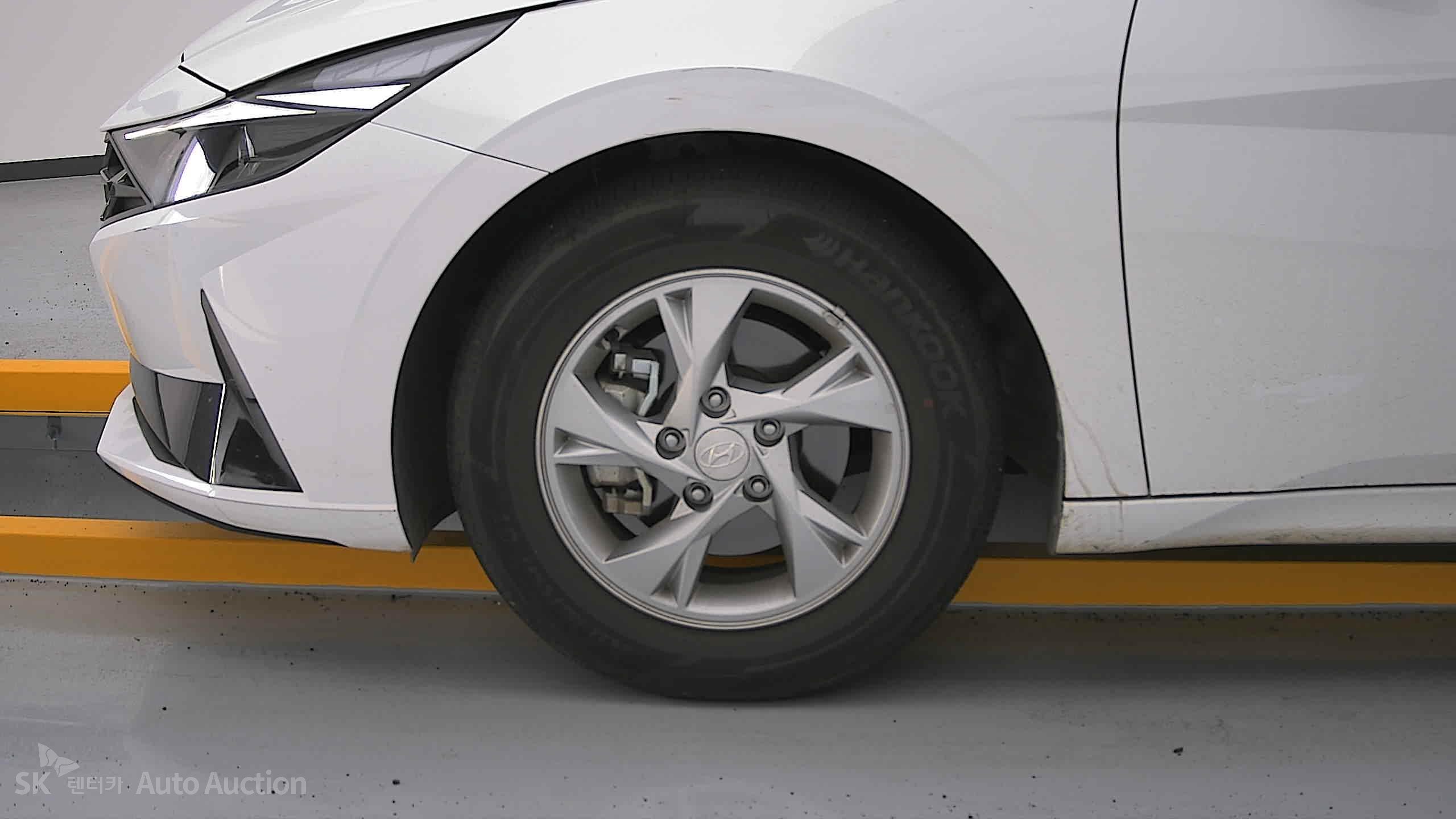 2023 - hyundai avante