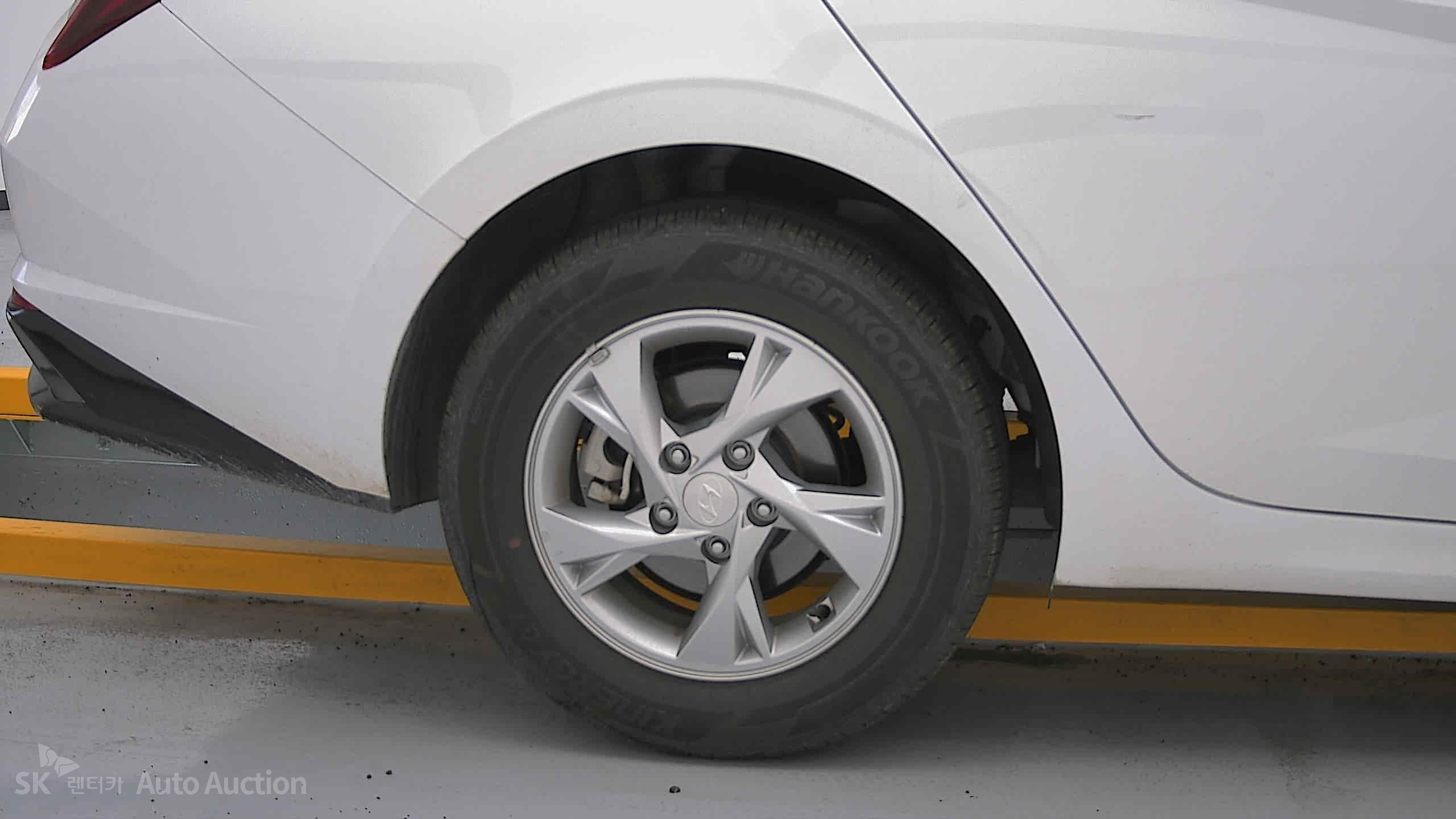 2023 - hyundai avante