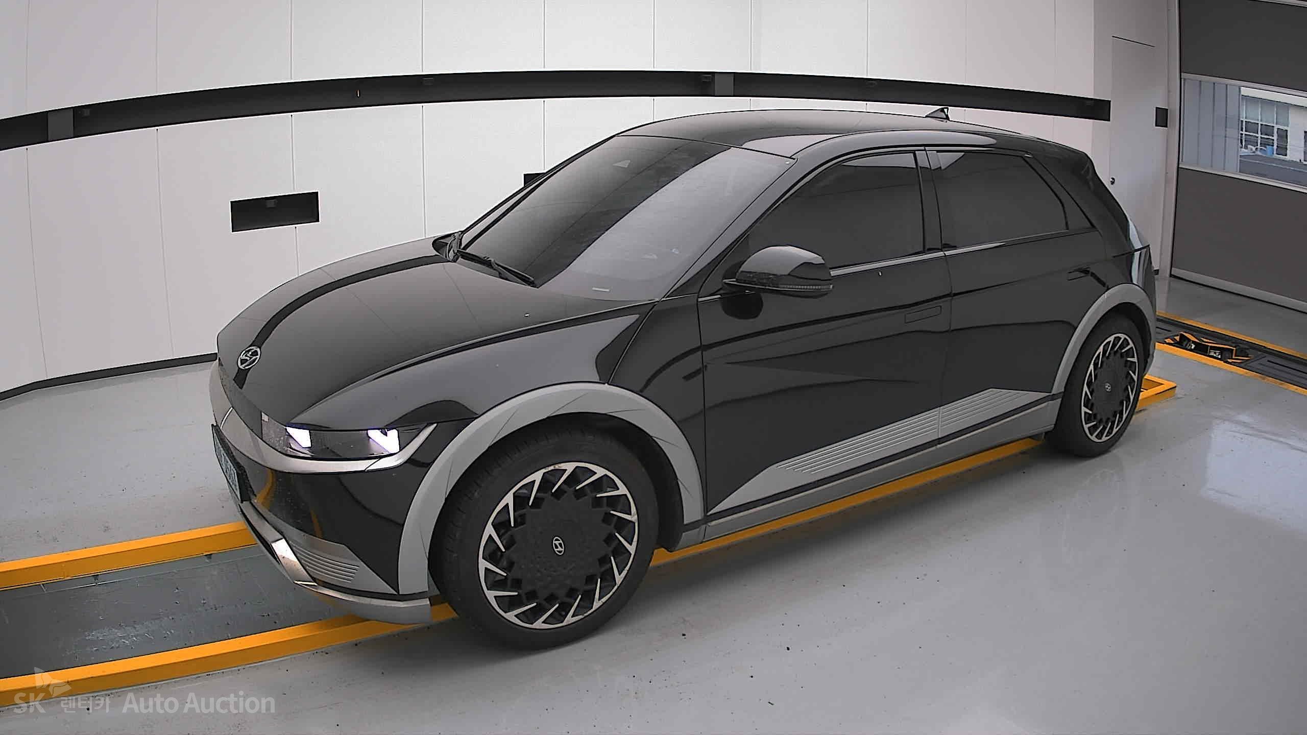2022 - hyundai ioniq