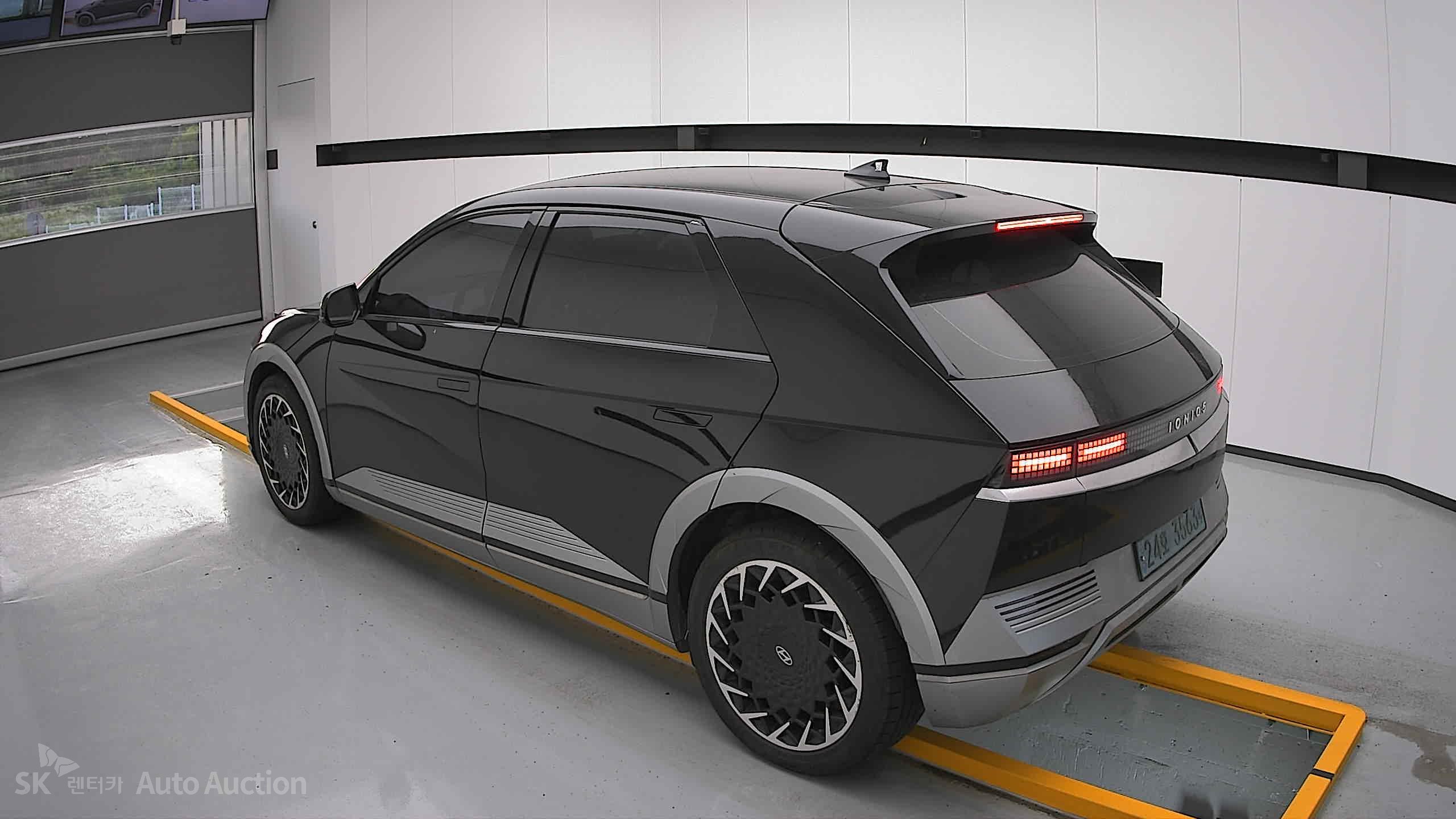 2022 - hyundai ioniq
