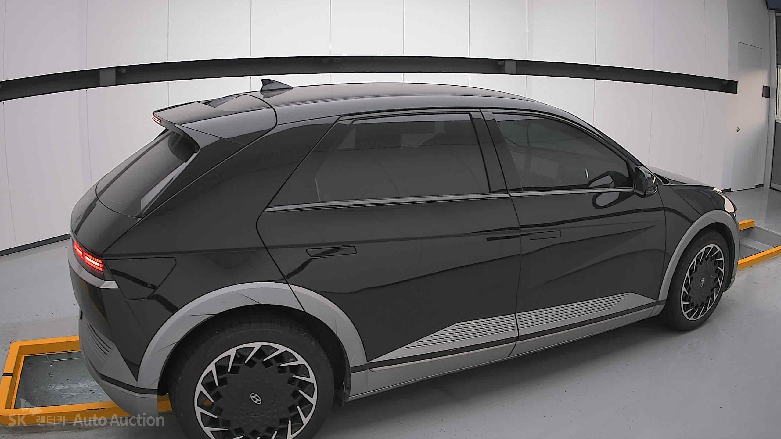 2022 - hyundai ioniq
