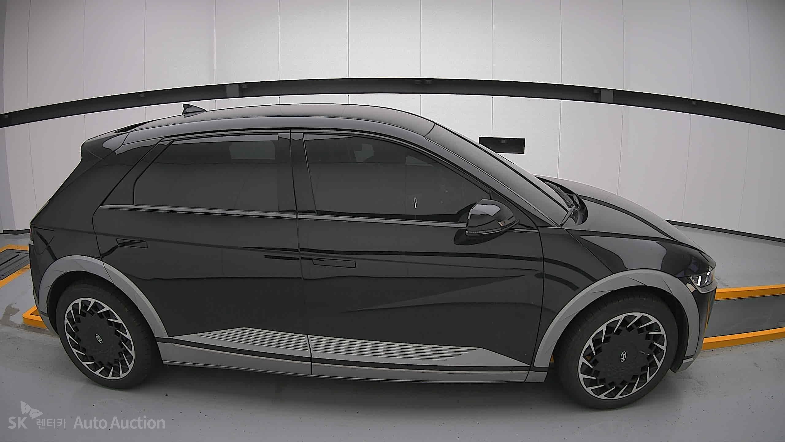 2022 - hyundai ioniq