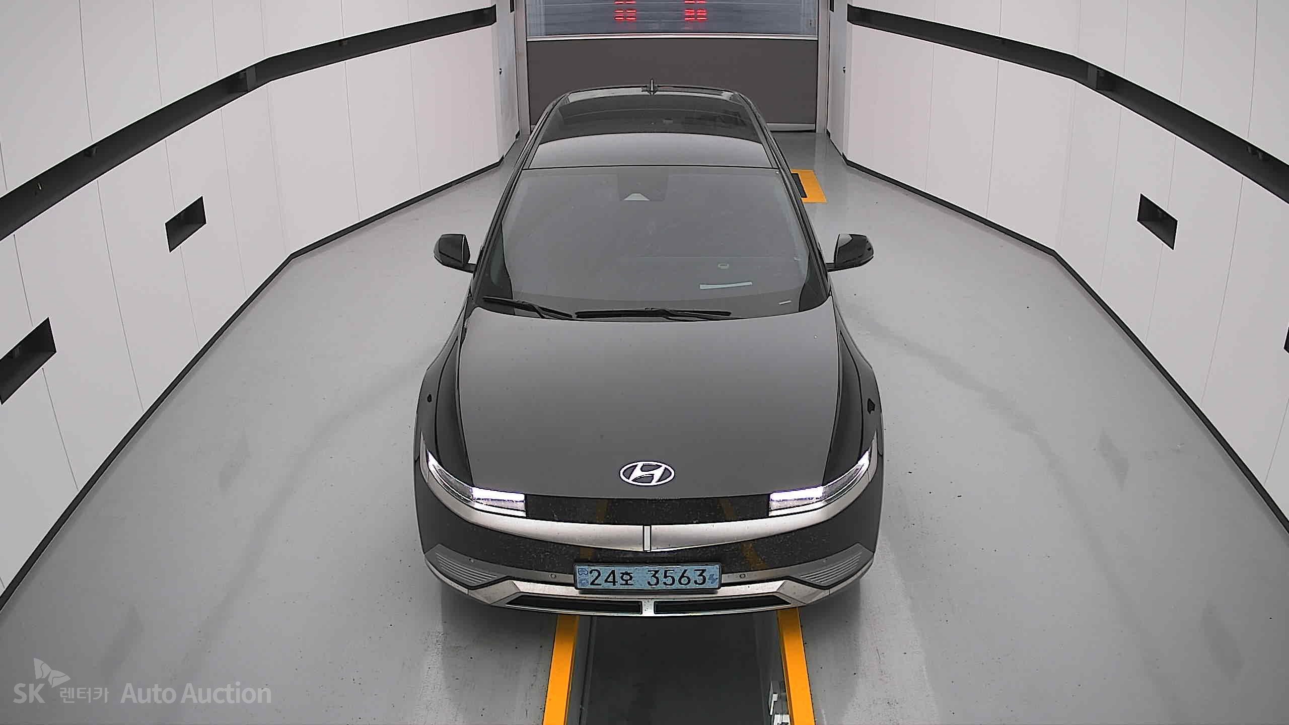 2022 - hyundai ioniq