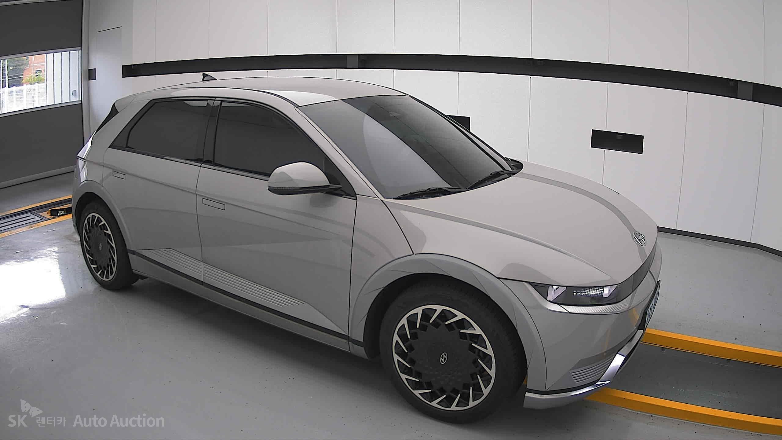 2022 - hyundai ioniq