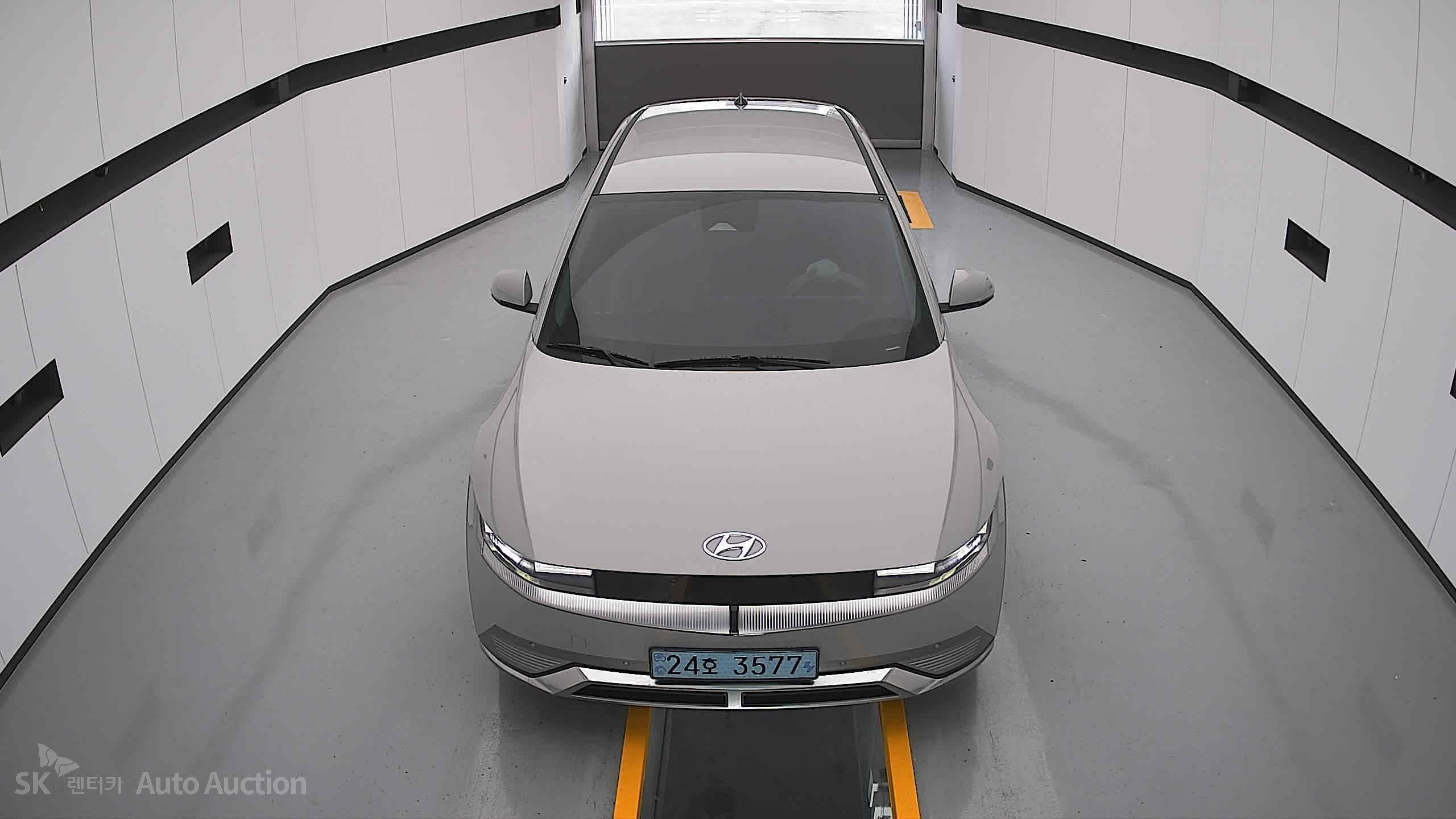 2022 - hyundai ioniq