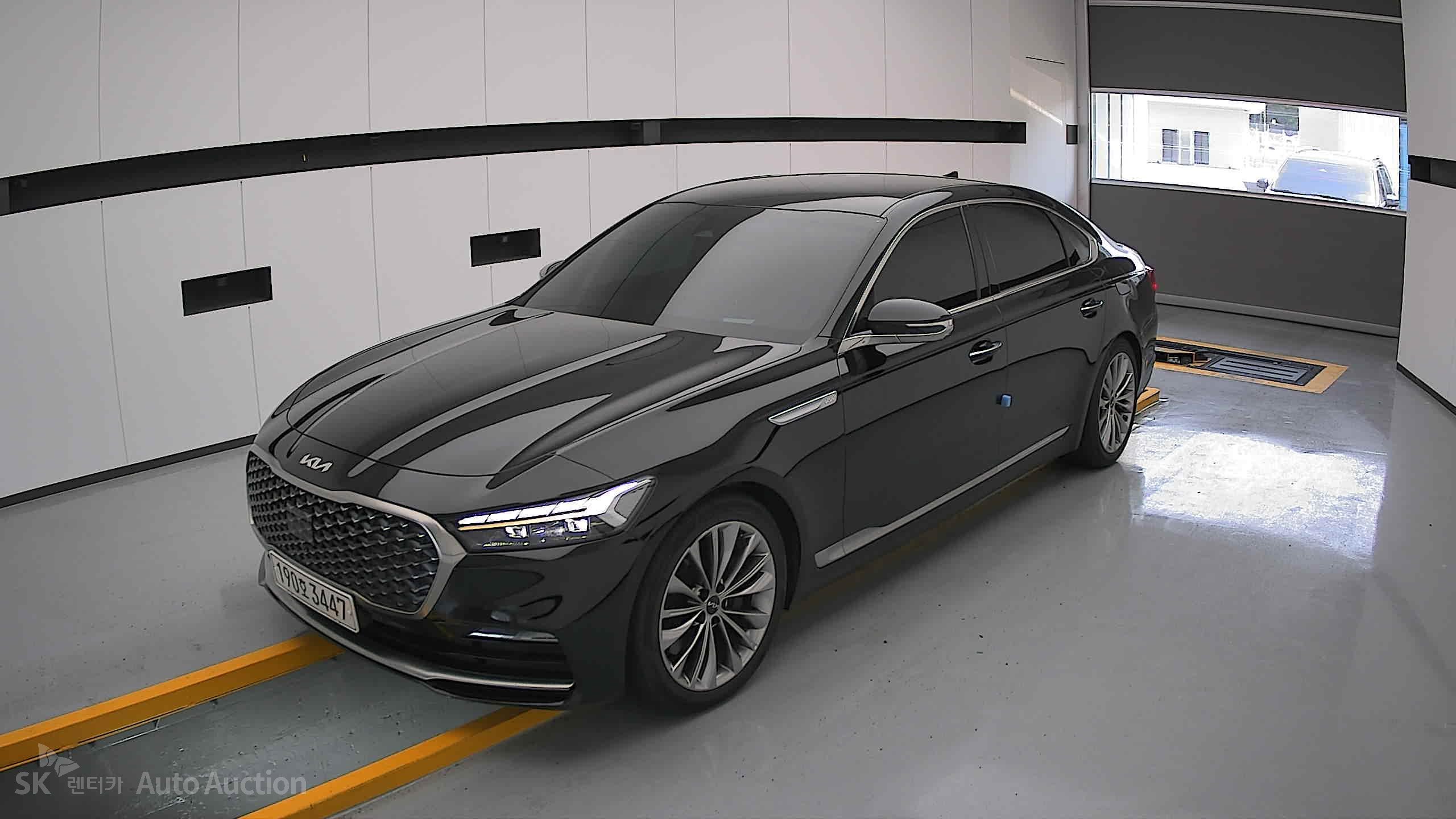 2022 - kia k9