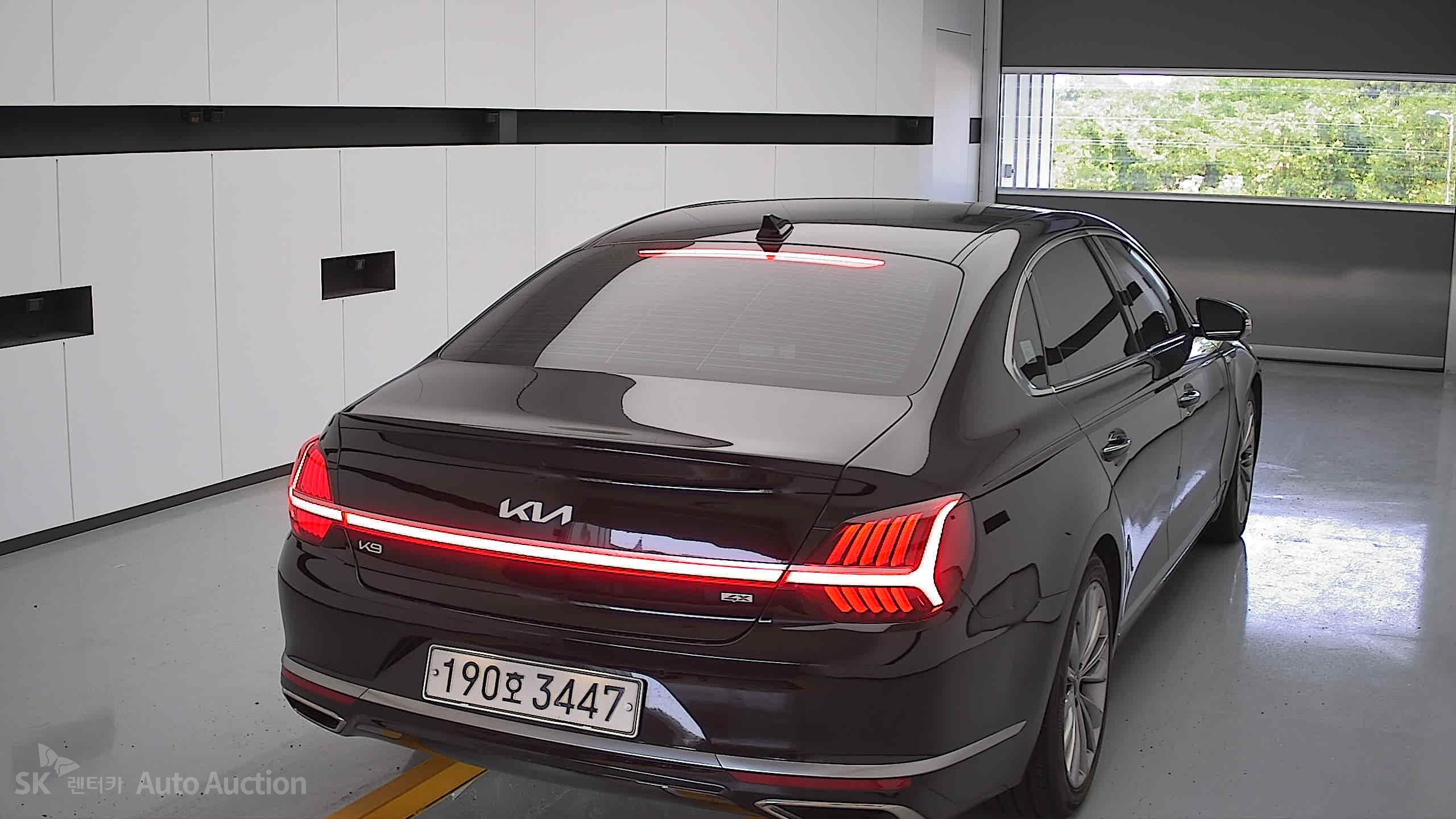 2022 - kia k9