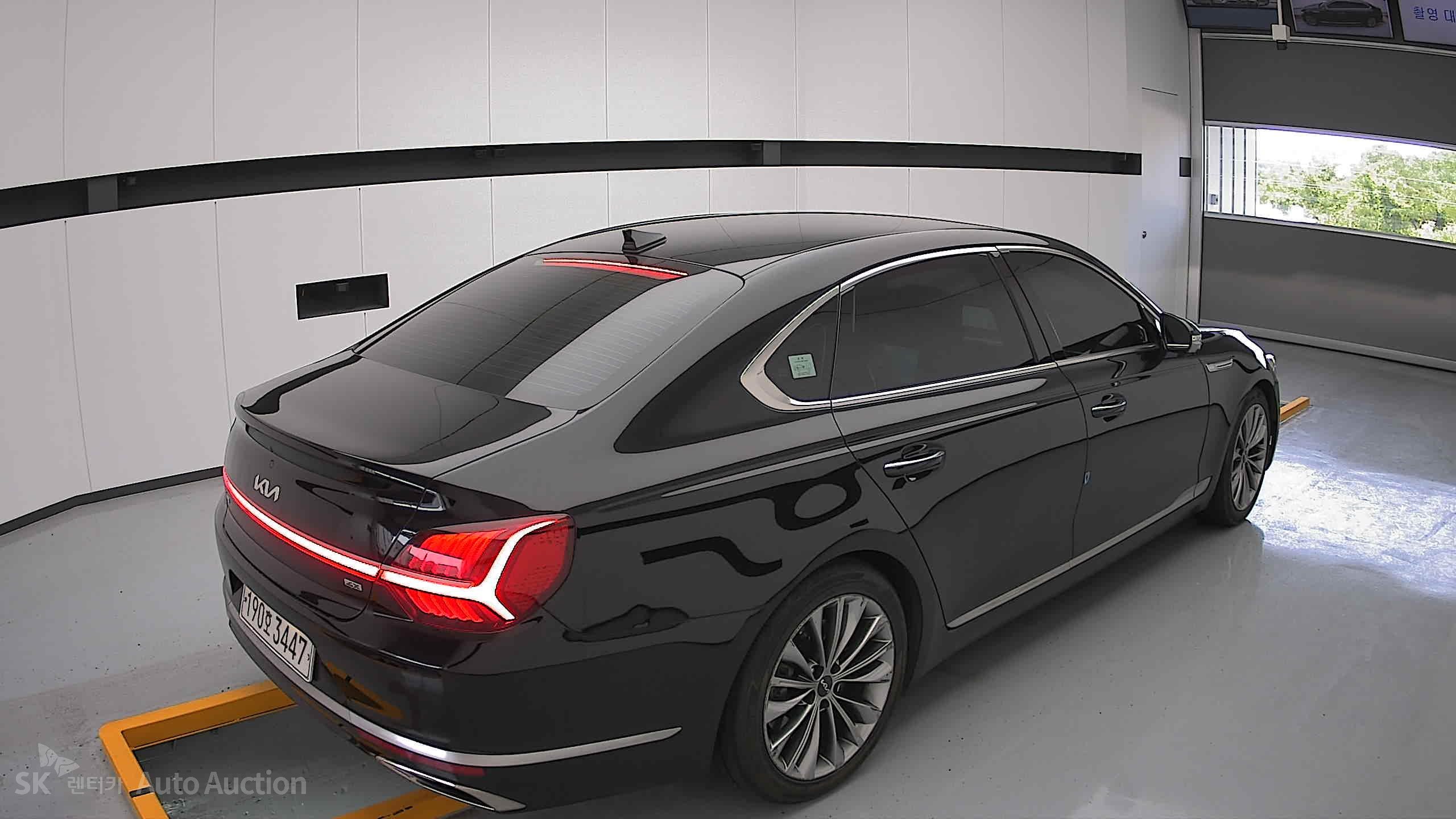 2022 - kia k9