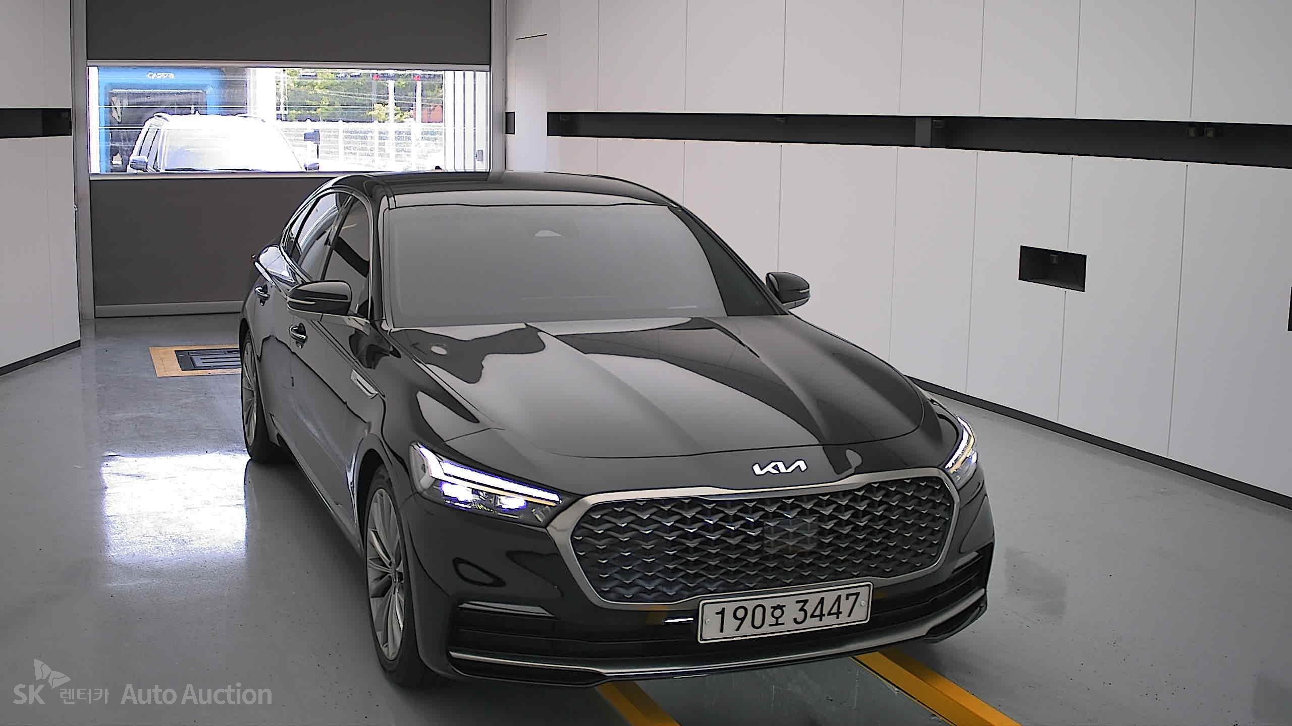 2022 - kia k9