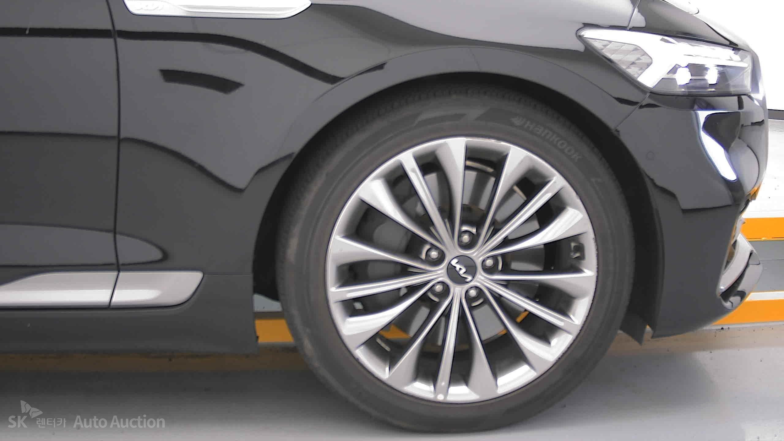 2022 - kia k9