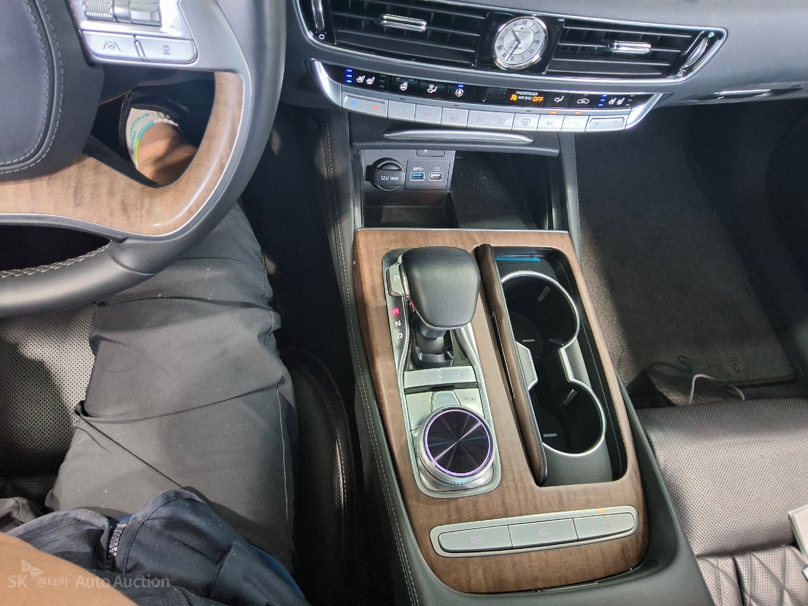 2022 - kia k9