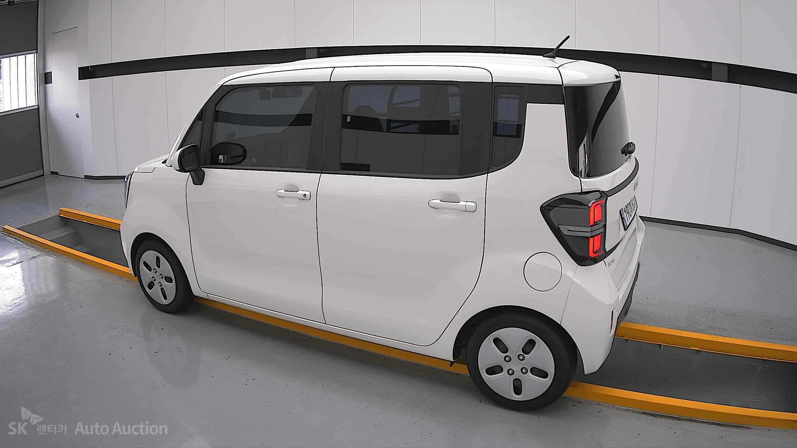 2023 - kia ray