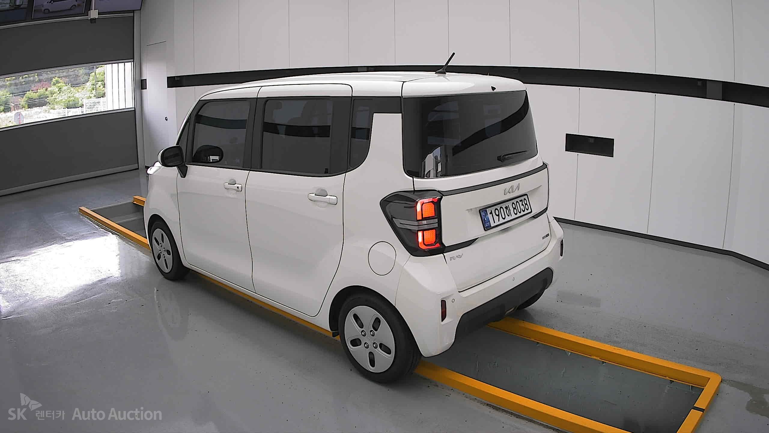 2023 - kia ray
