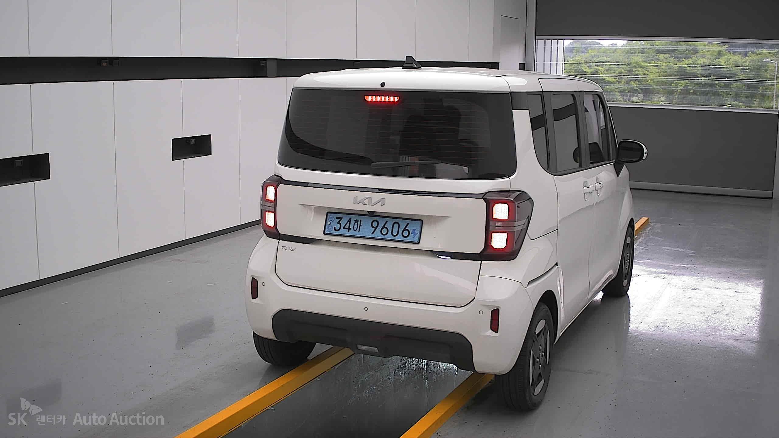 2024 - kia ray