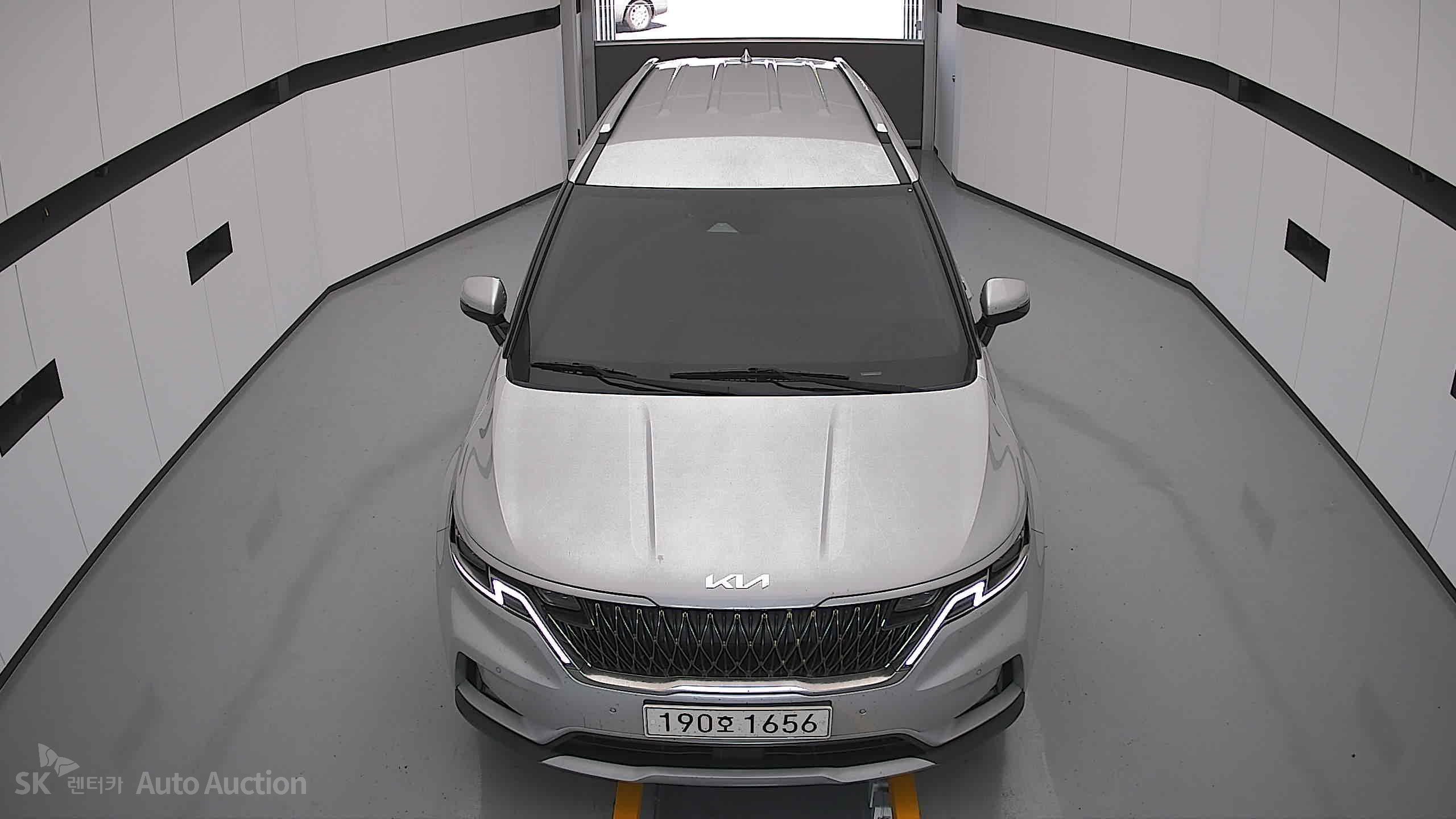 2022 - kia carnival