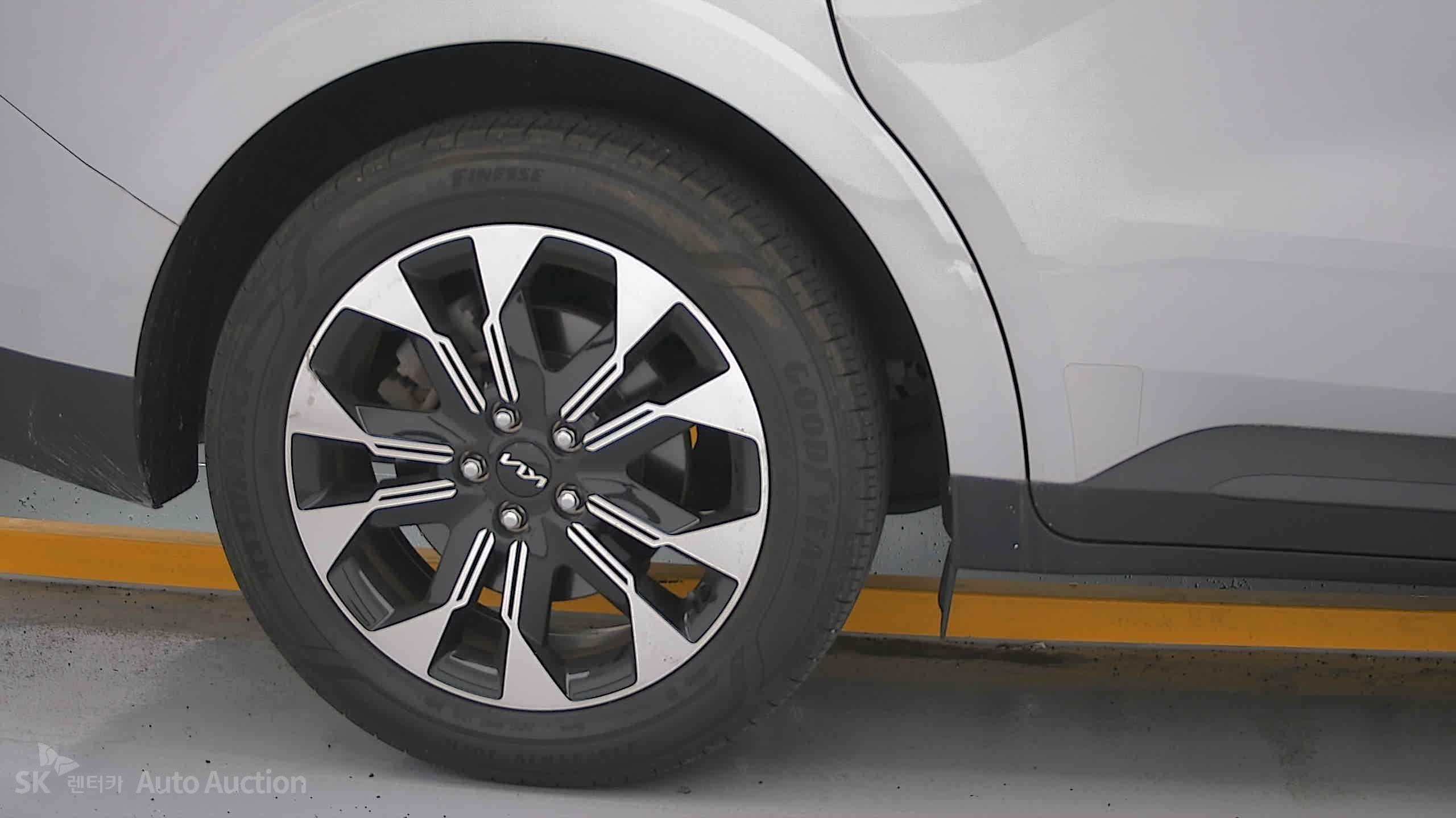 2022 - kia carnival