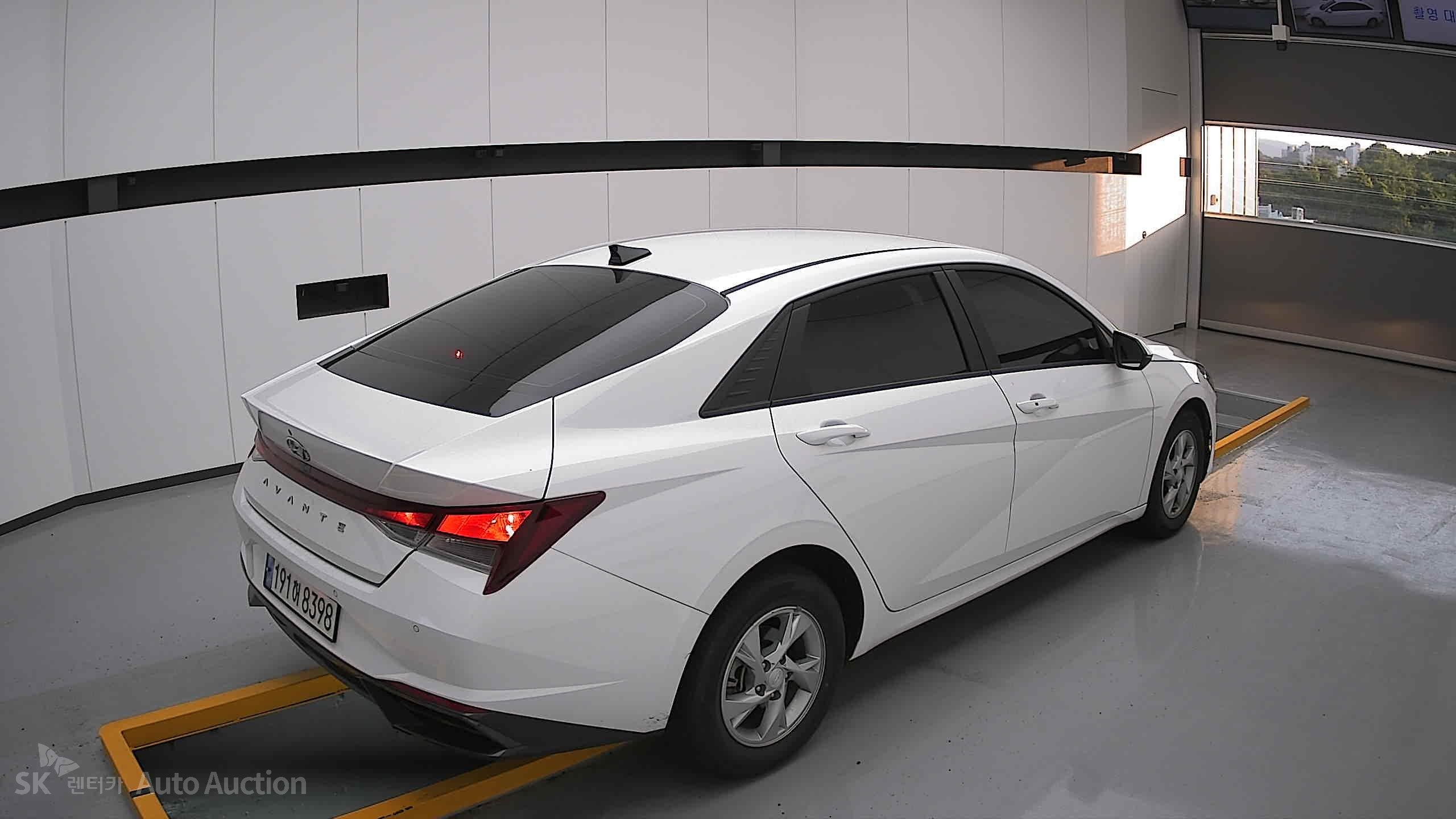 2023 - hyundai avante