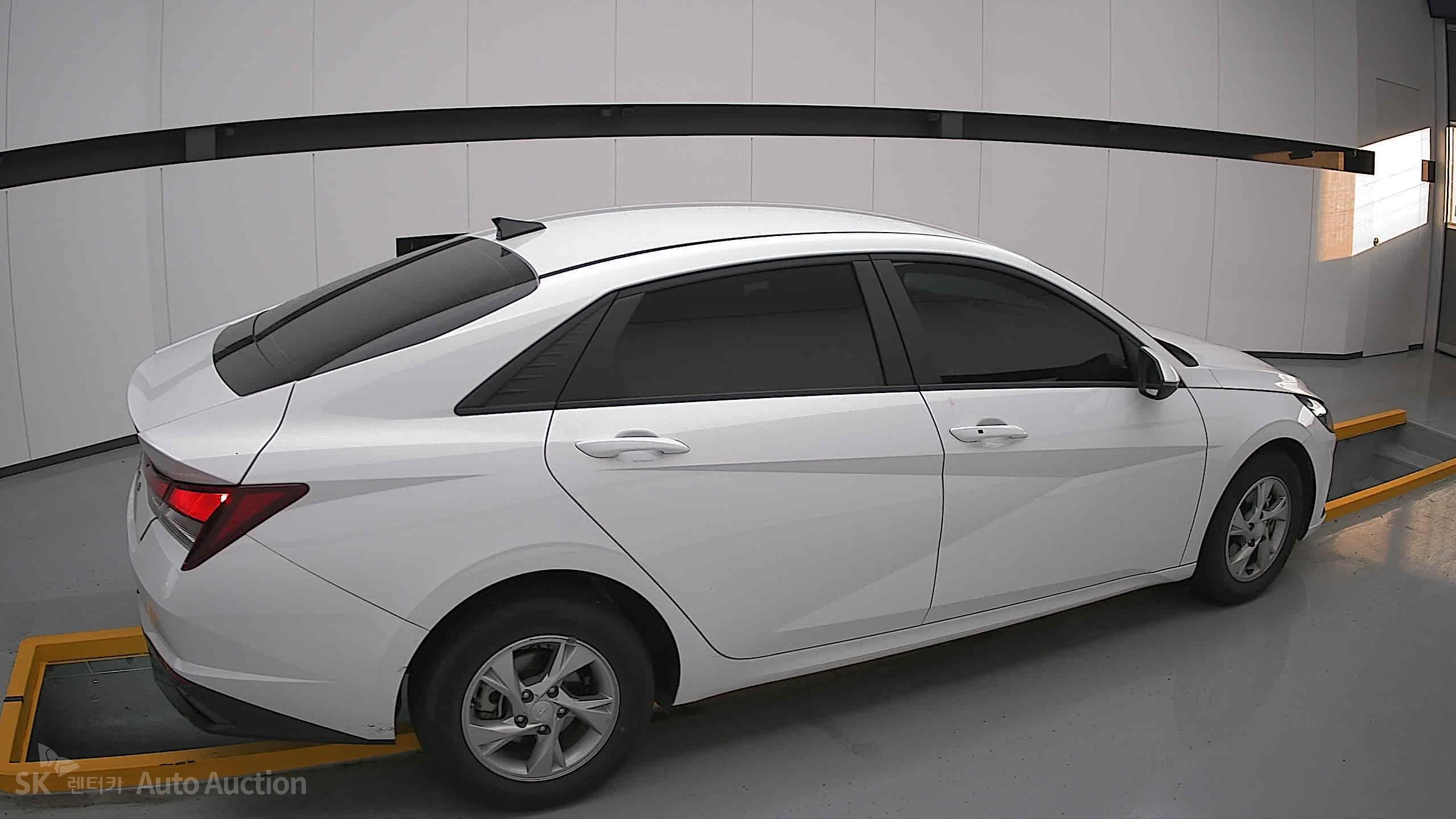 2023 - hyundai avante