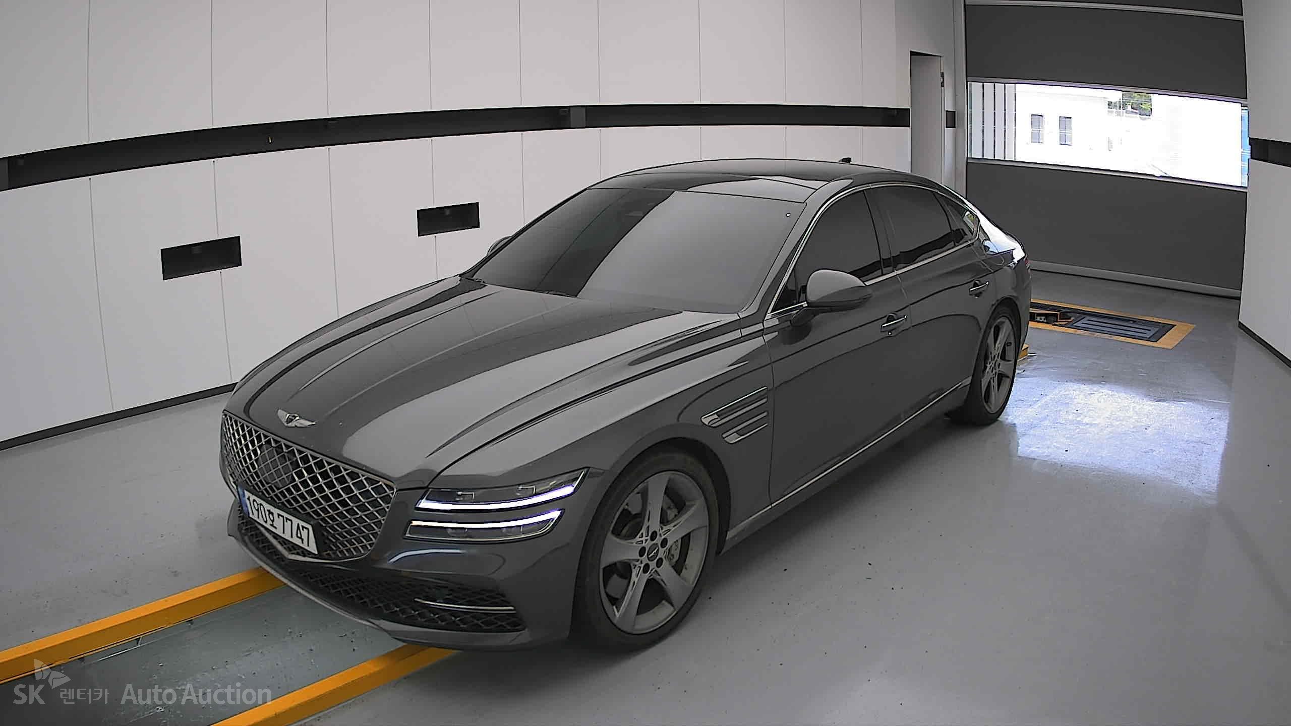 2022 - genesis g80