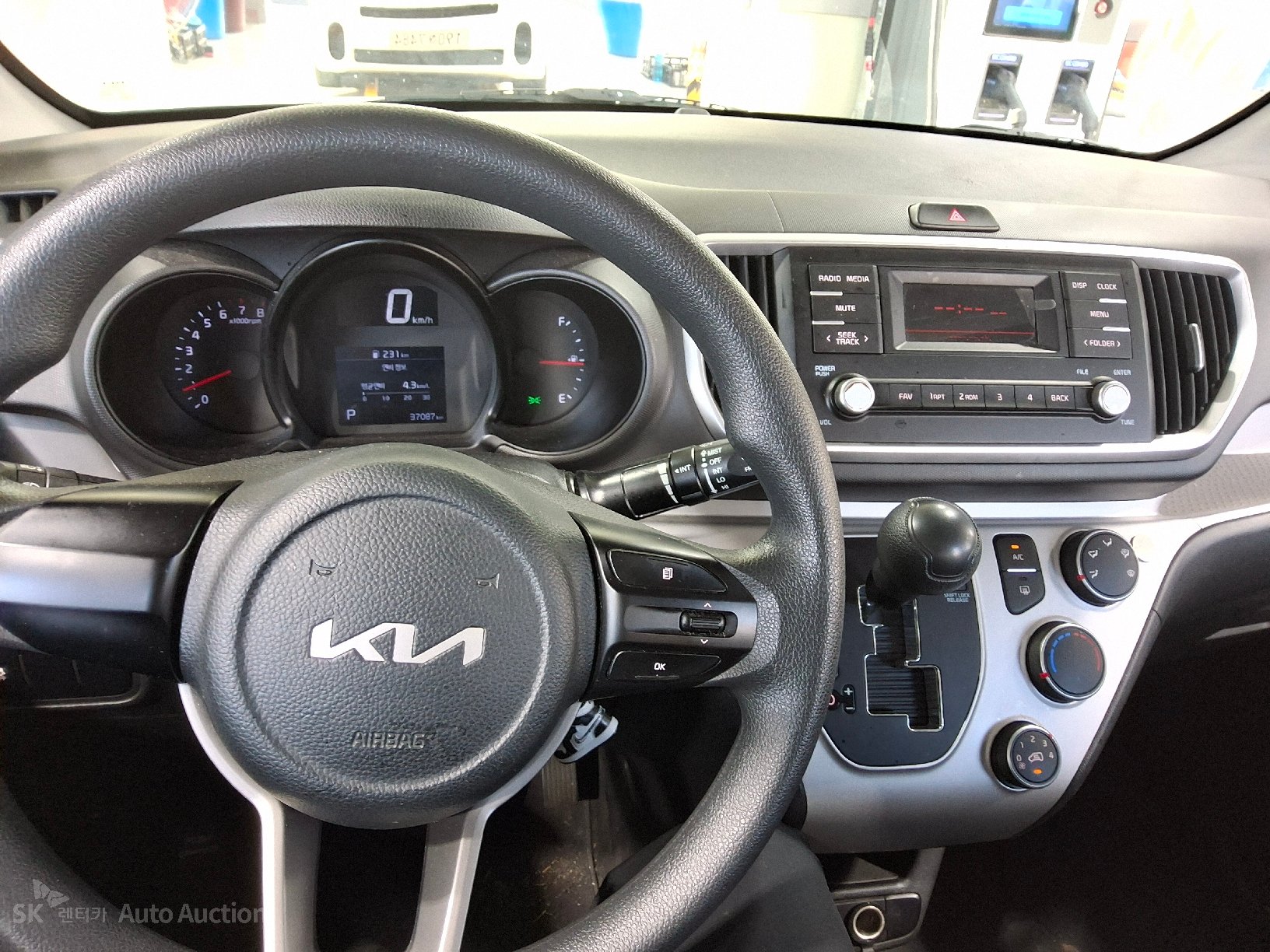 2022 - kia ray