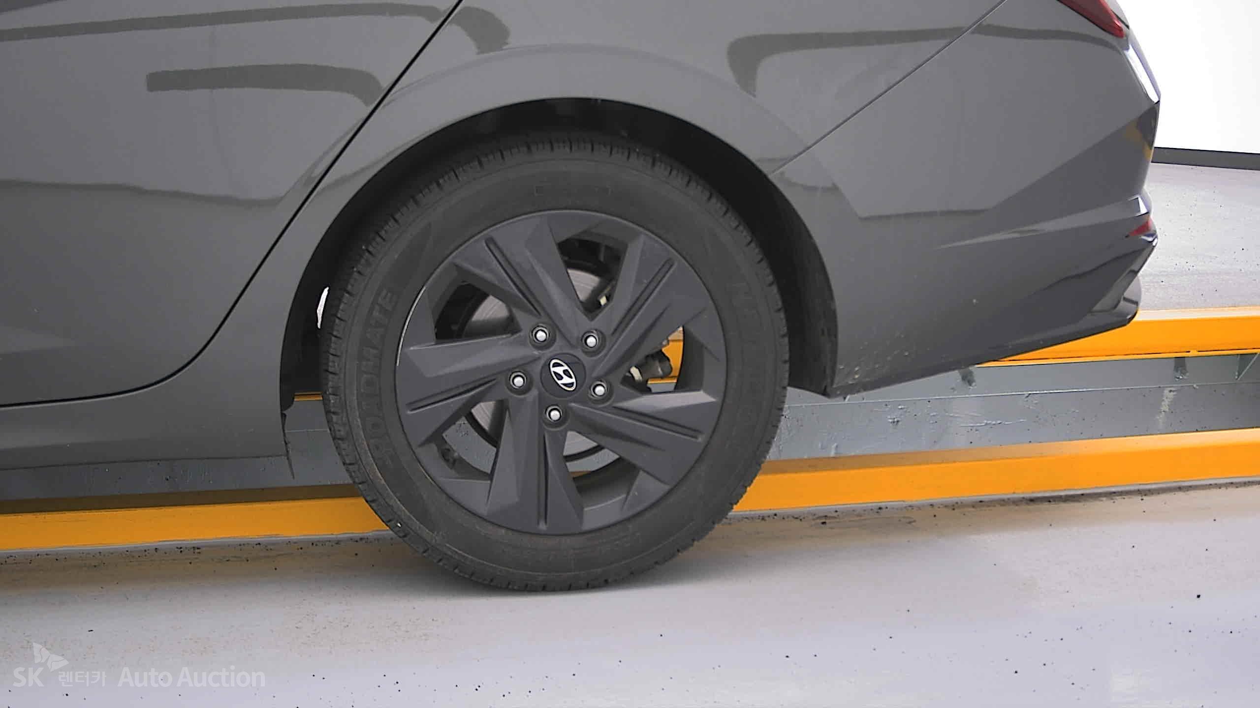 2023 - hyundai avante