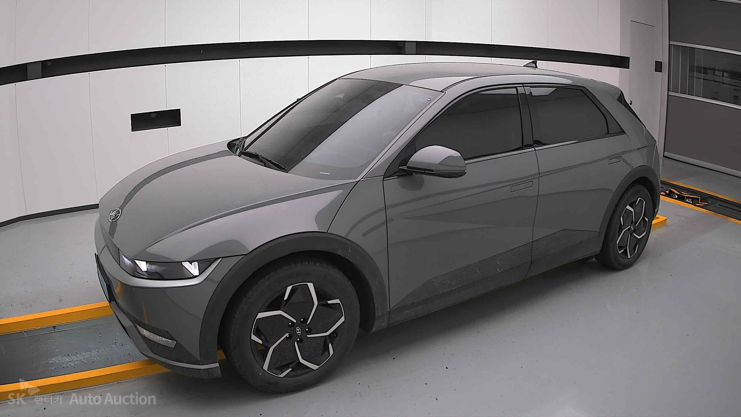 2022 - hyundai ioniq