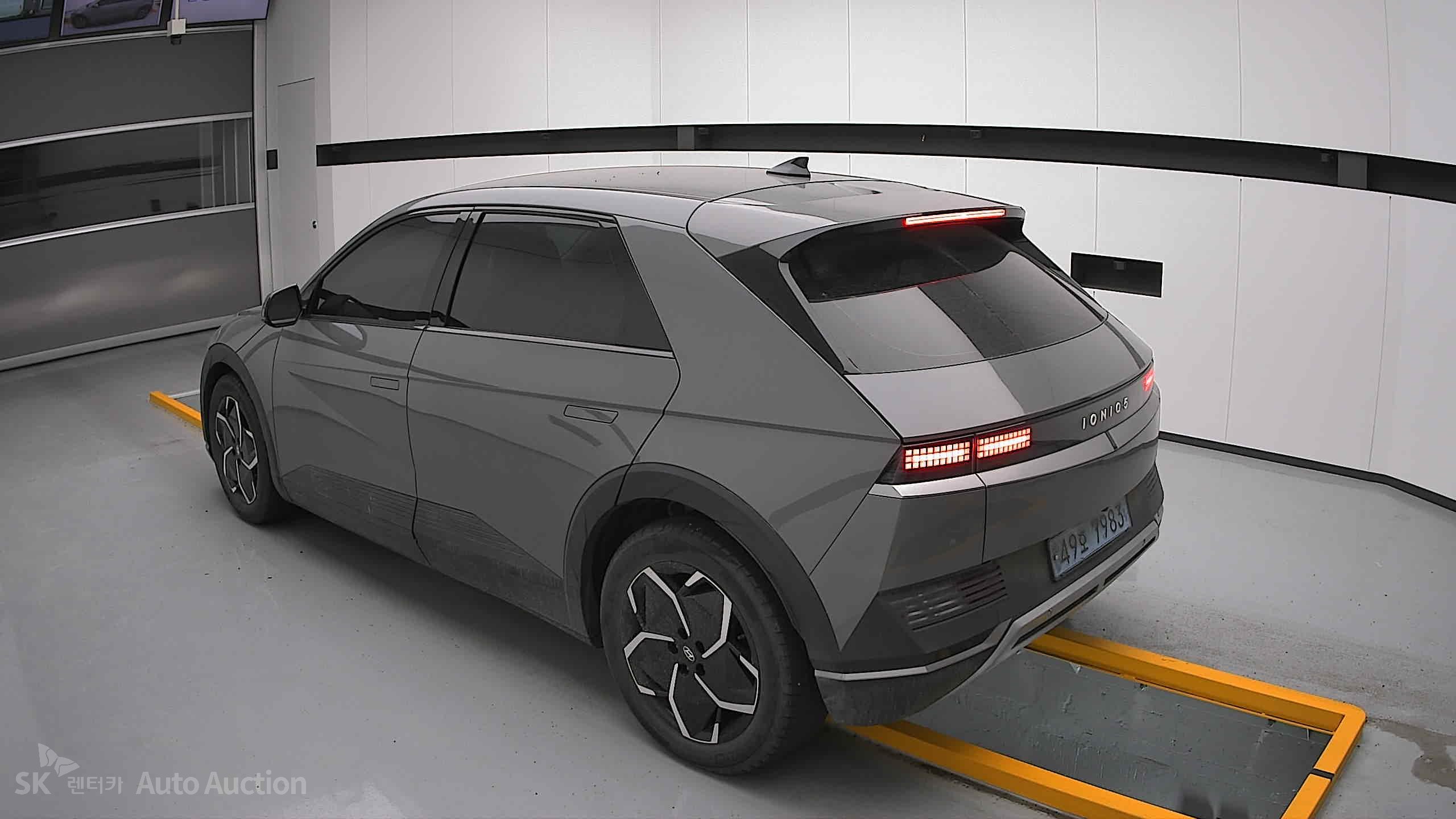2022 - hyundai ioniq