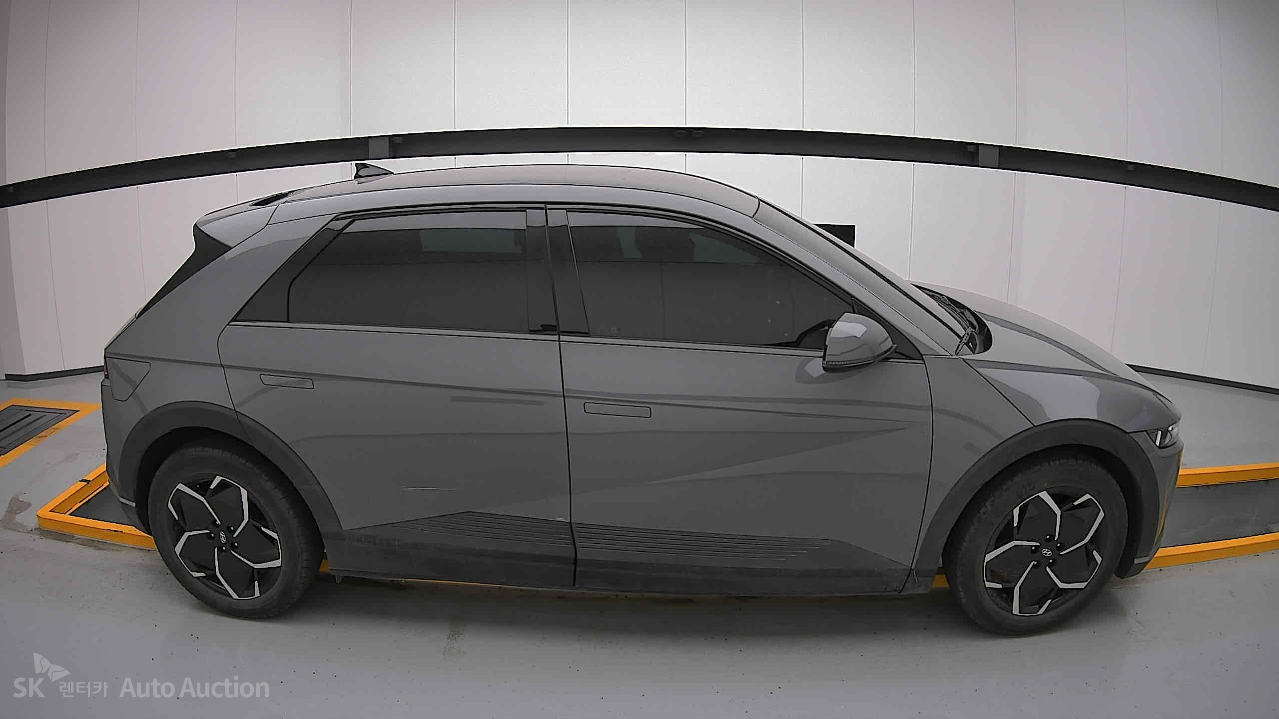 2022 - hyundai ioniq