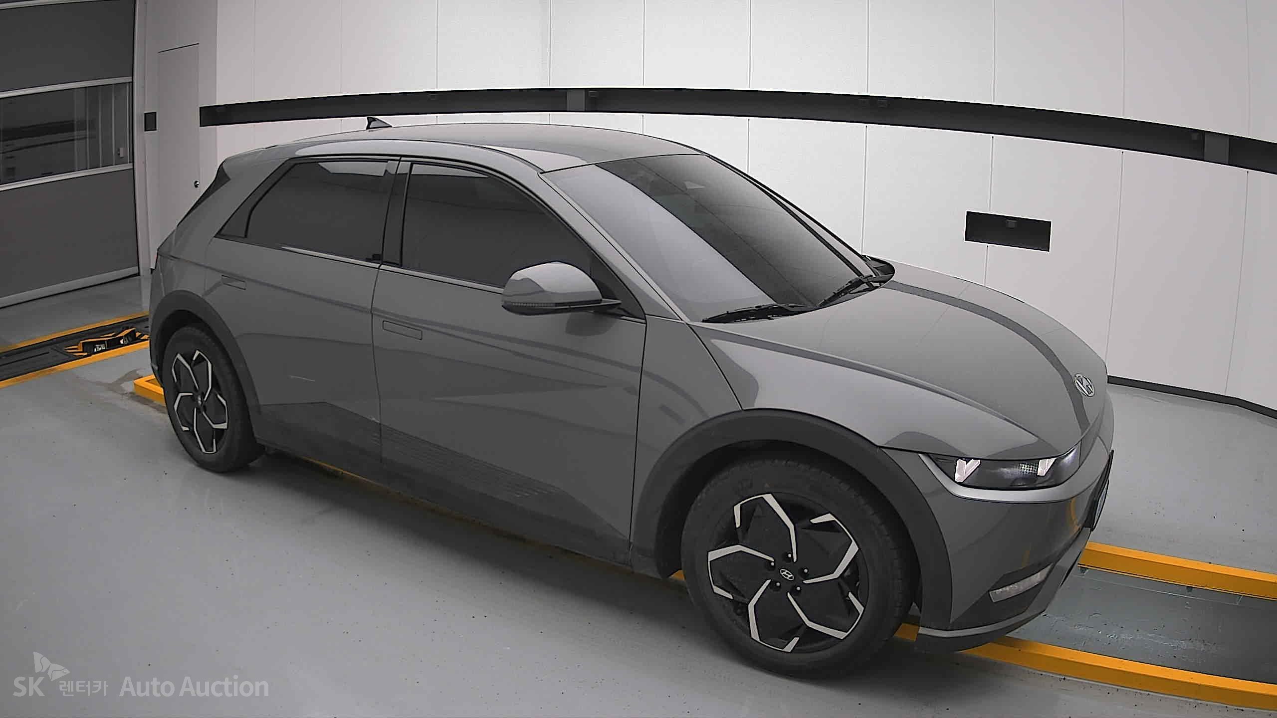 2022 - hyundai ioniq