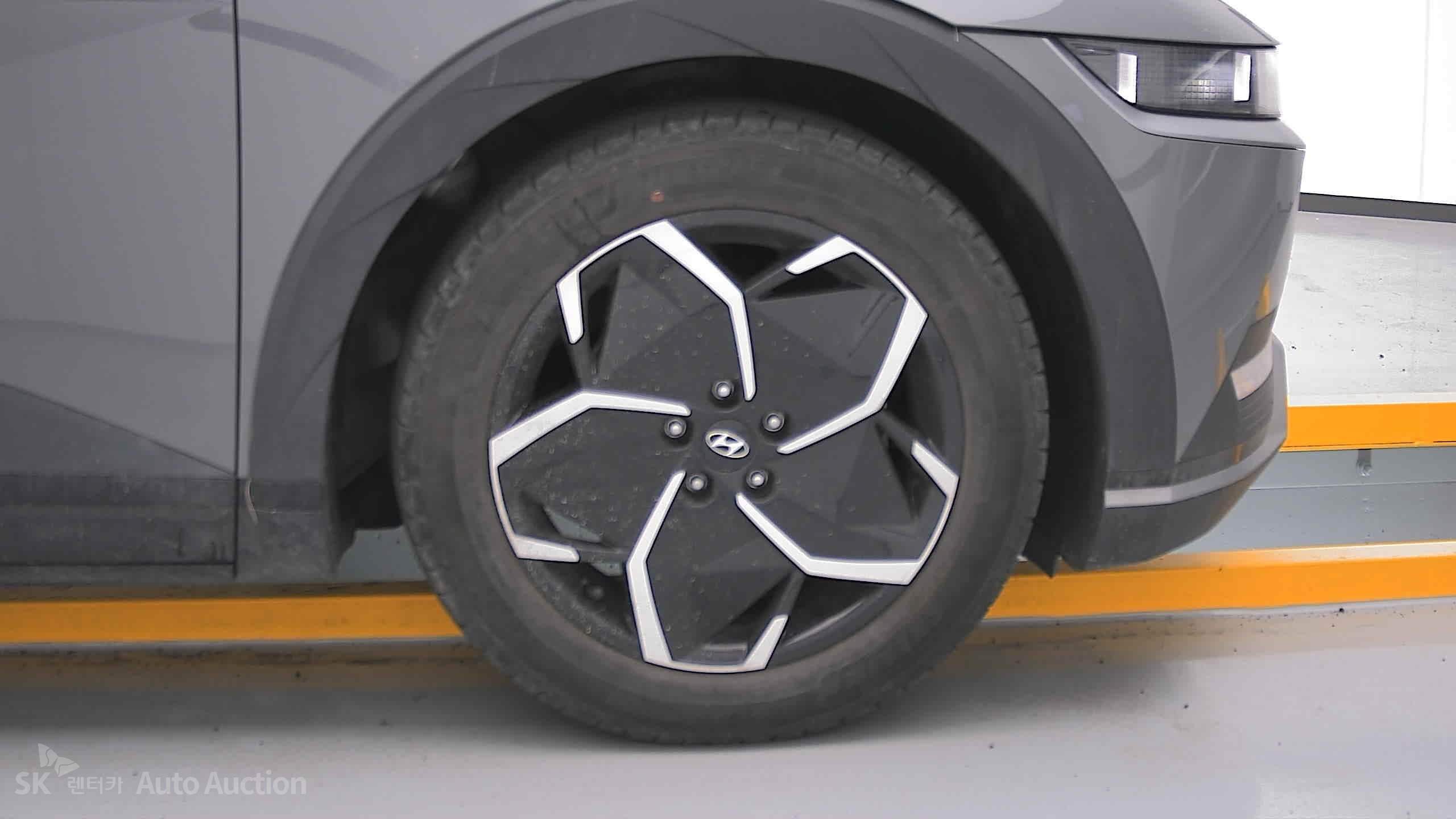2022 - hyundai ioniq