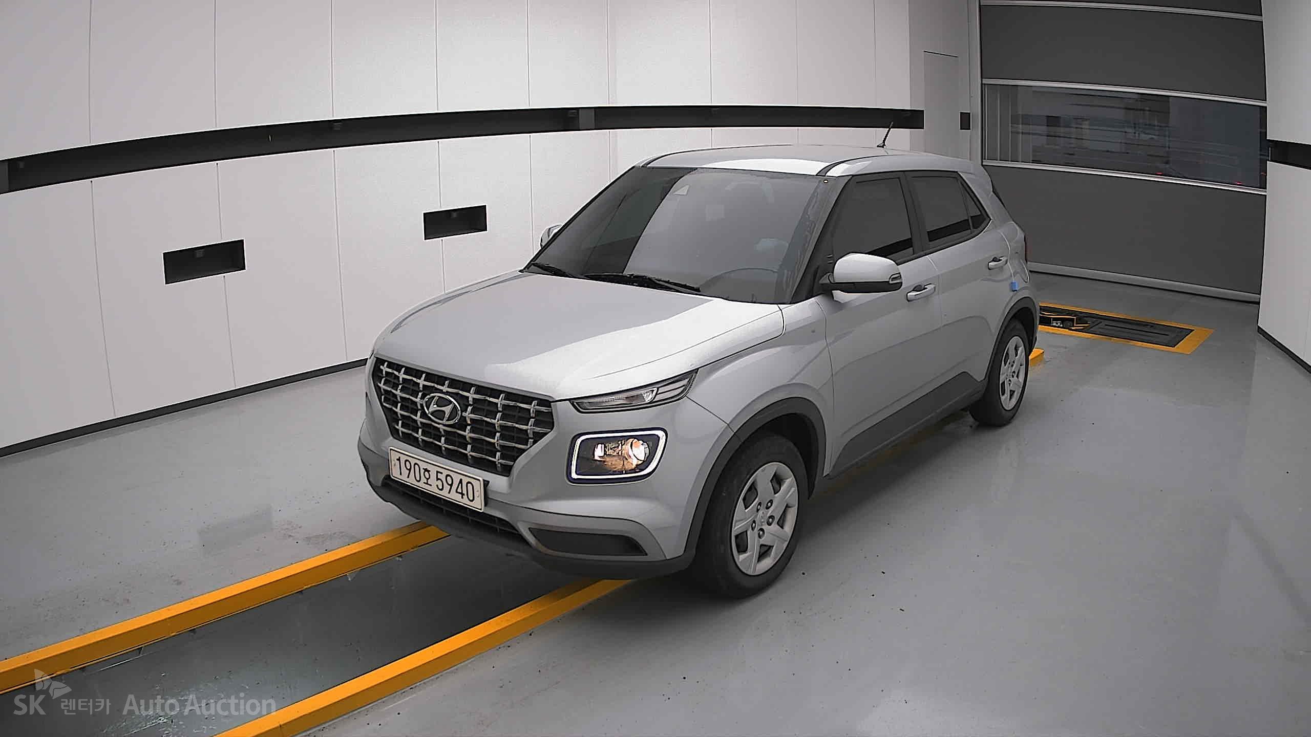 2022 - hyundai venue