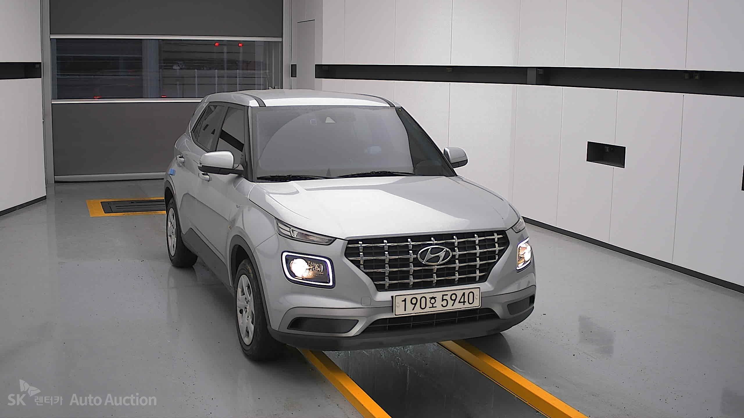 2022 - hyundai venue