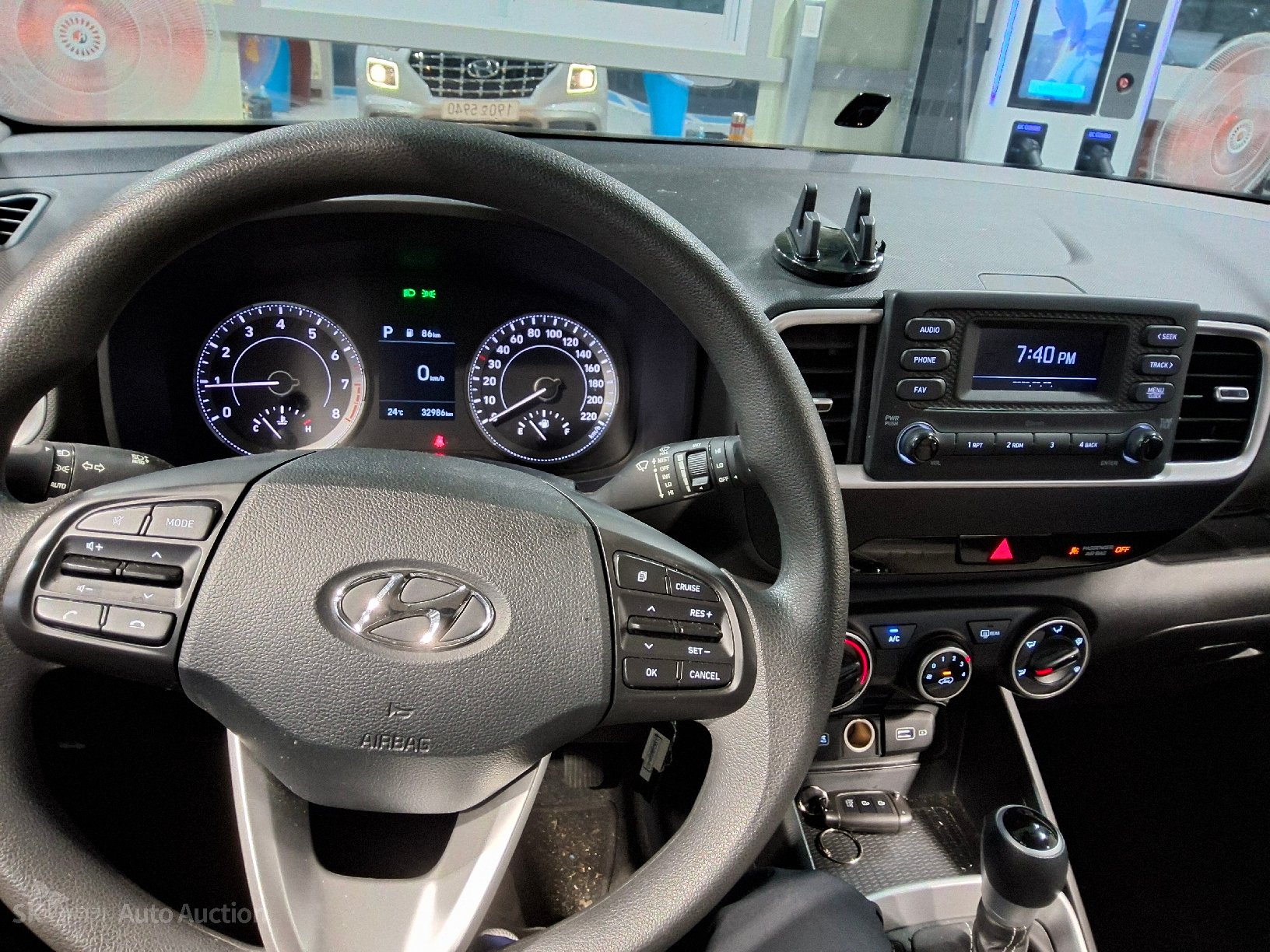 2022 - hyundai venue