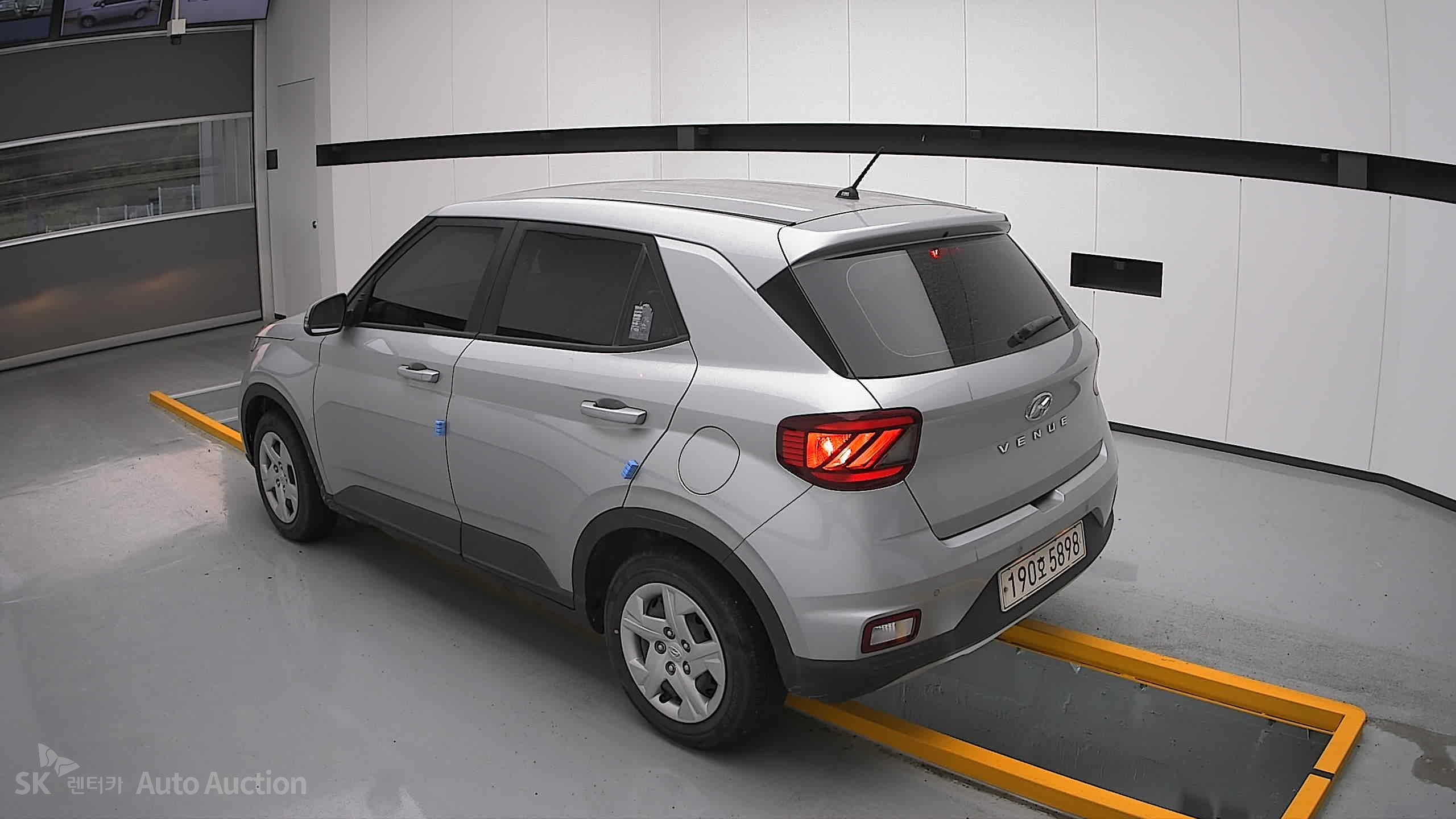 2022 - hyundai venue