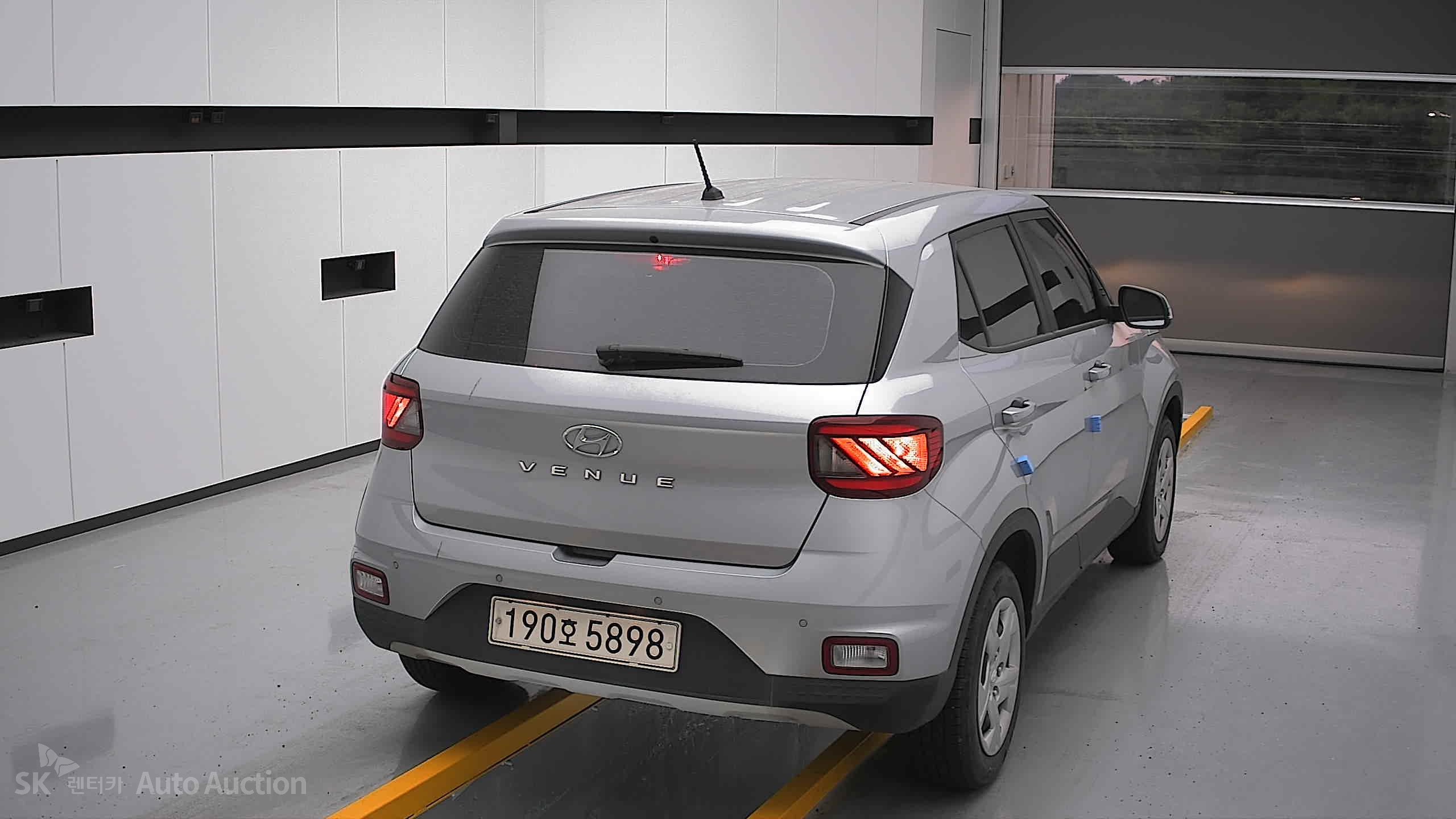 2022 - hyundai venue