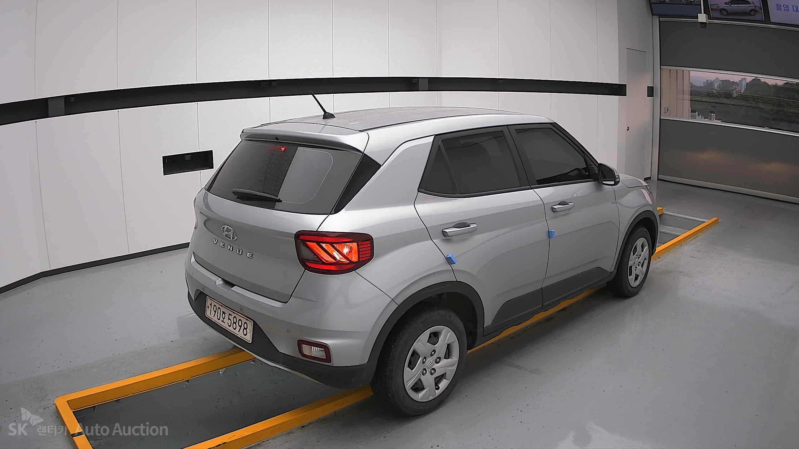 2022 - hyundai venue