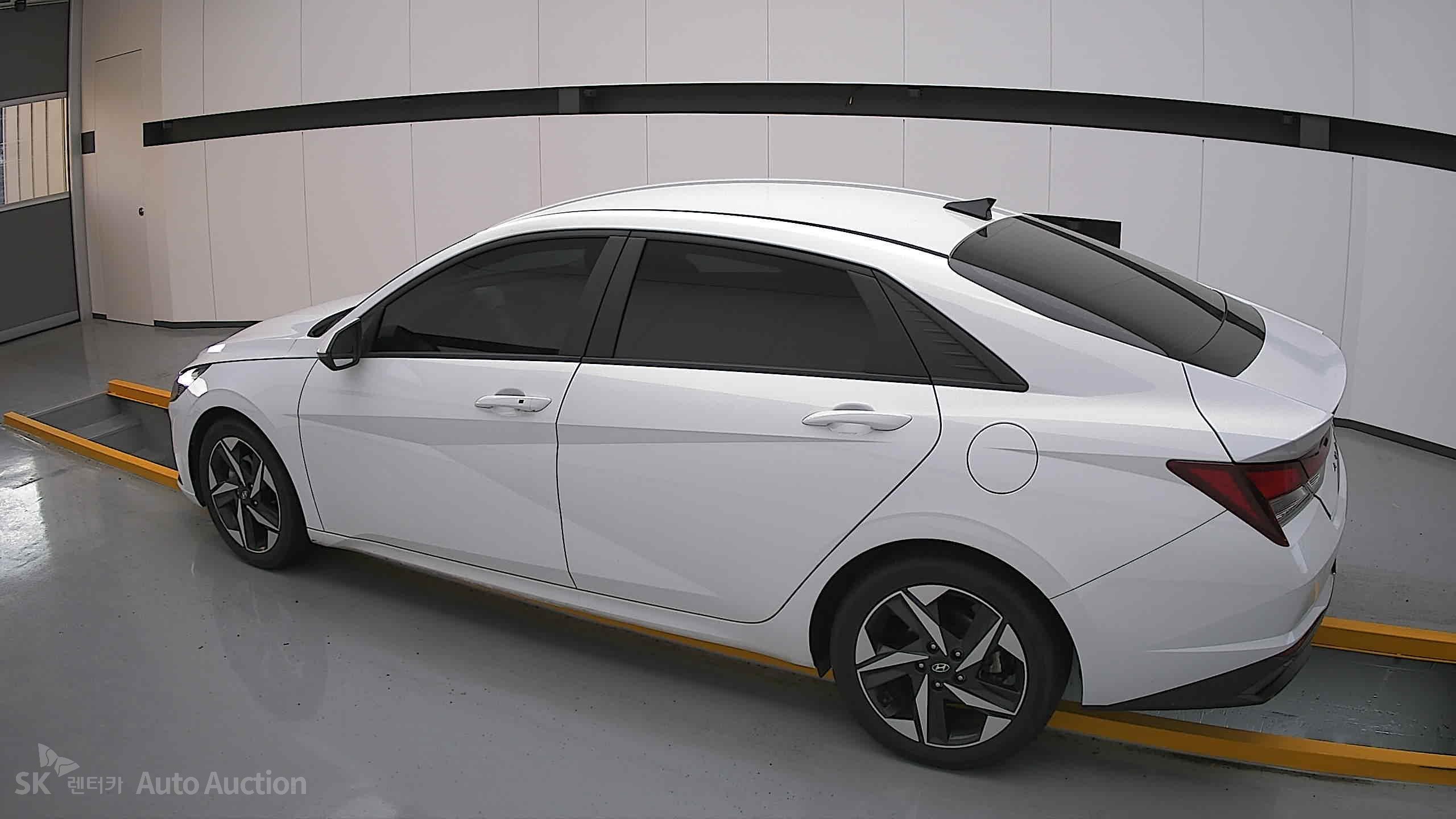 2023 - hyundai avante