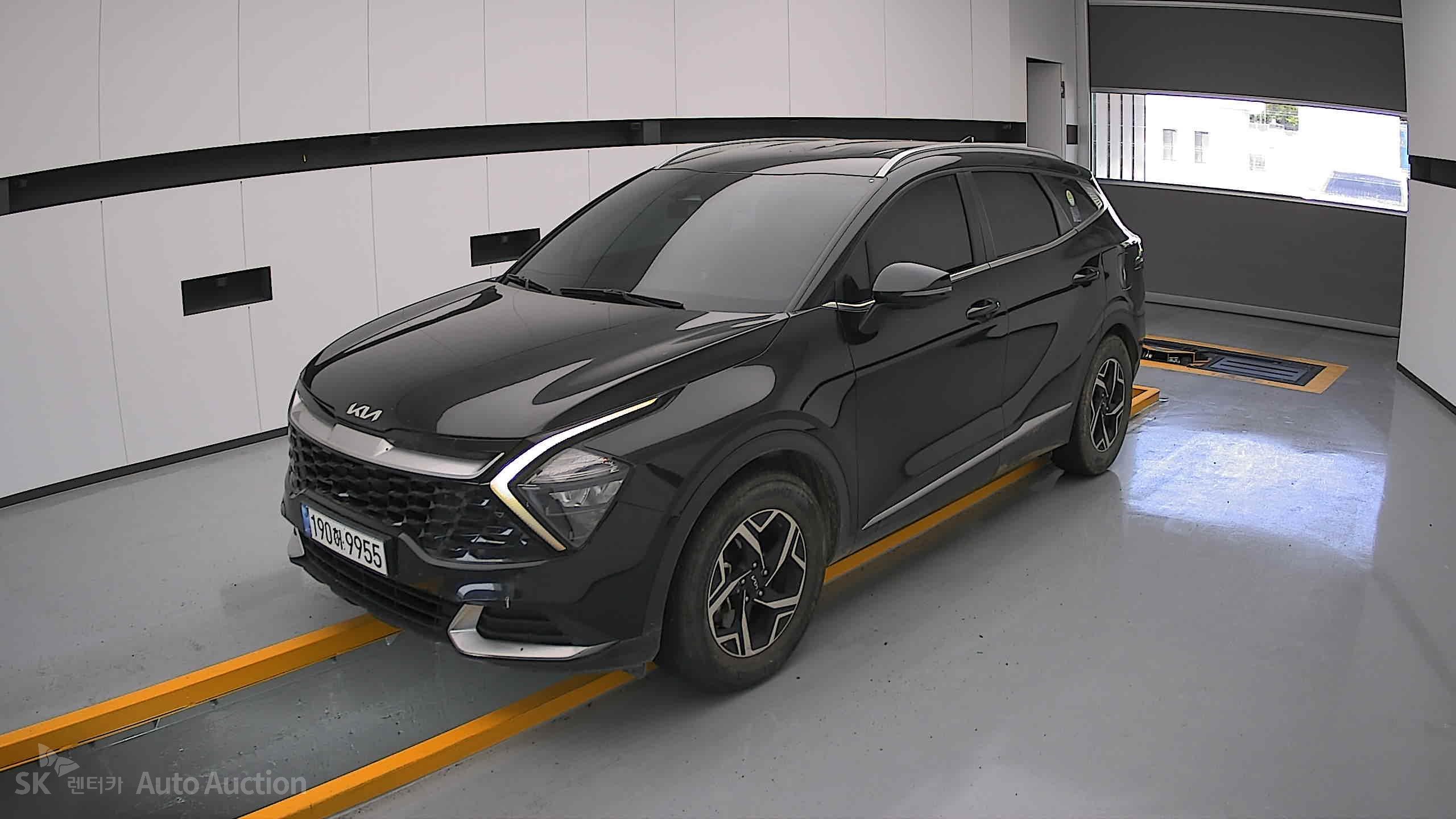 2023 - kia sportage