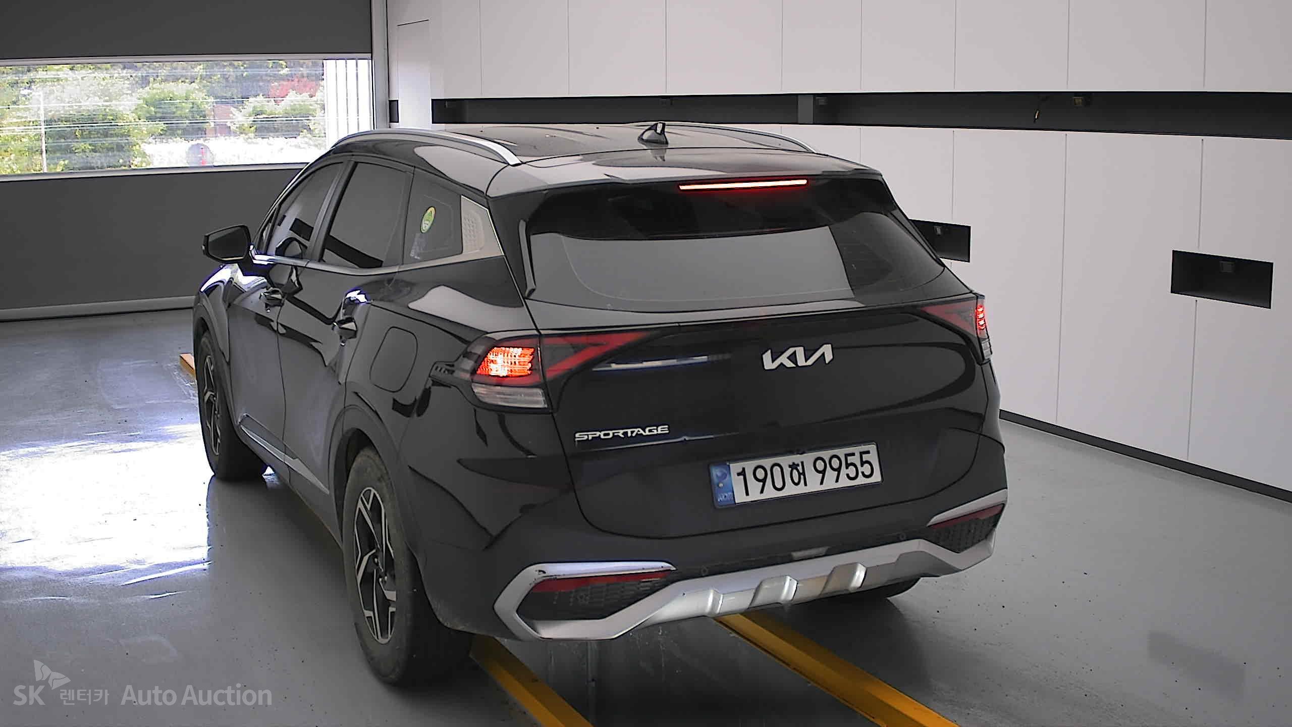 2023 - kia sportage