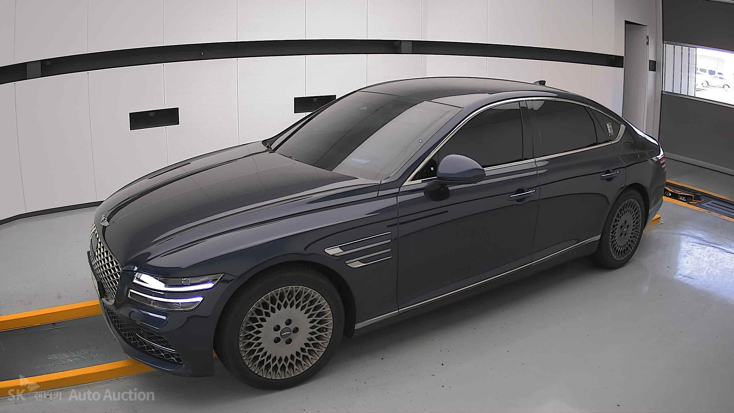 2021 - genesis g80