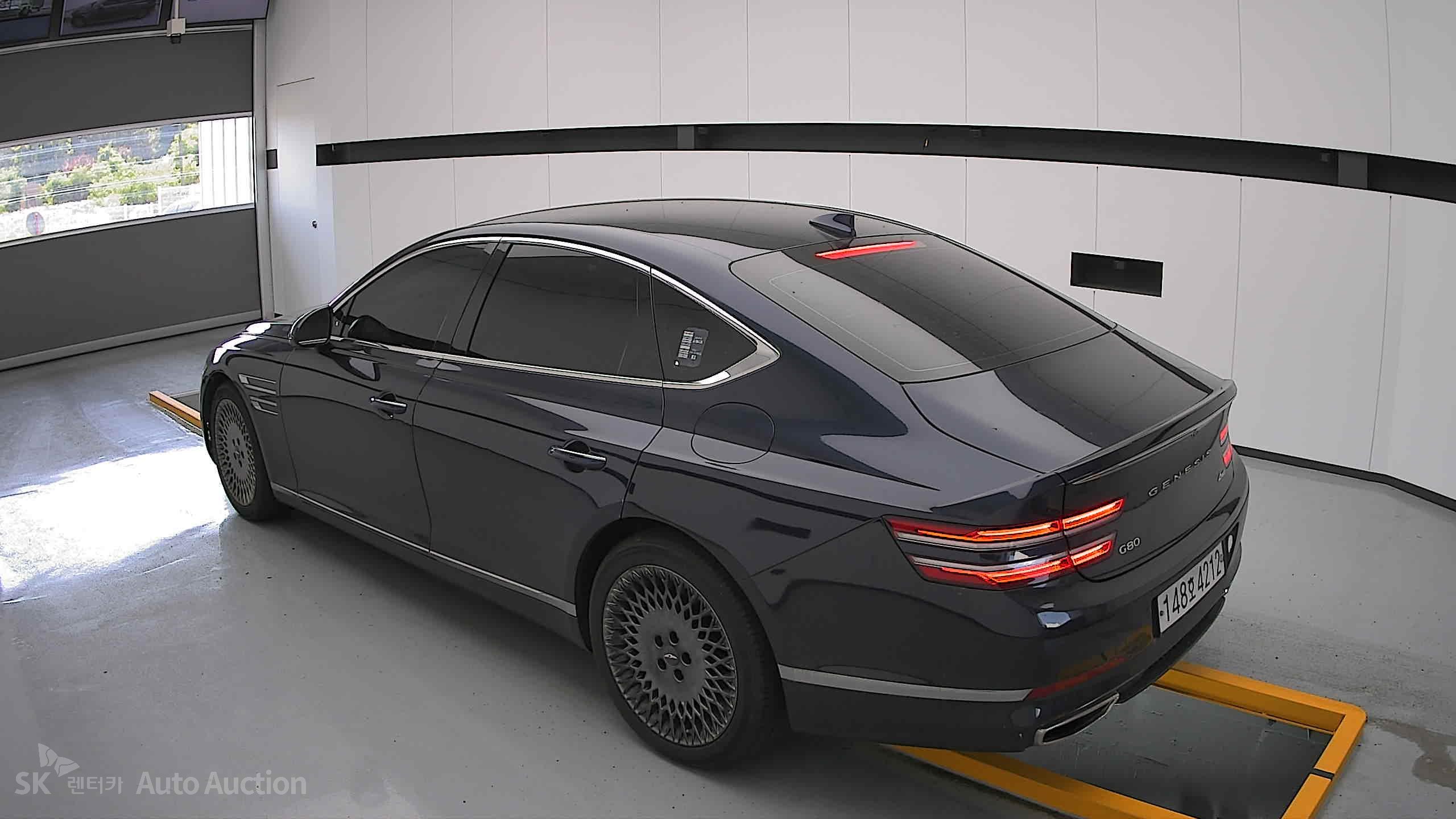 2021 - genesis g80