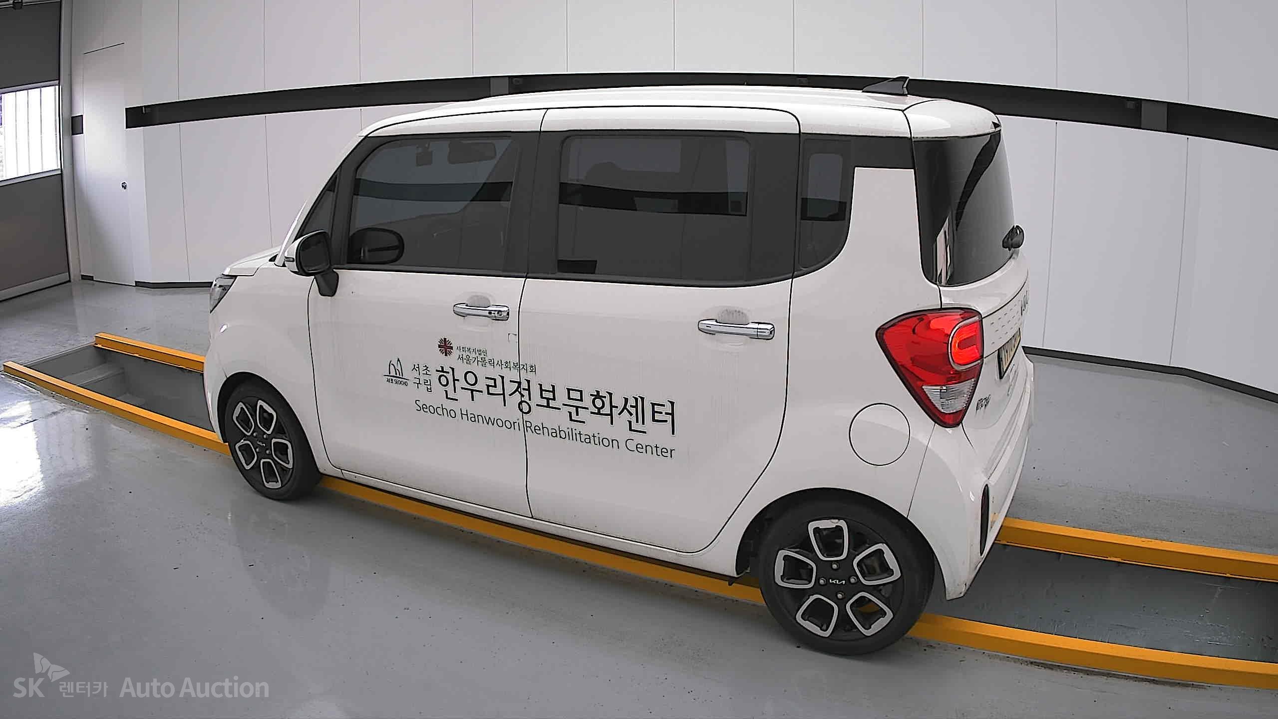 2022 - kia ray